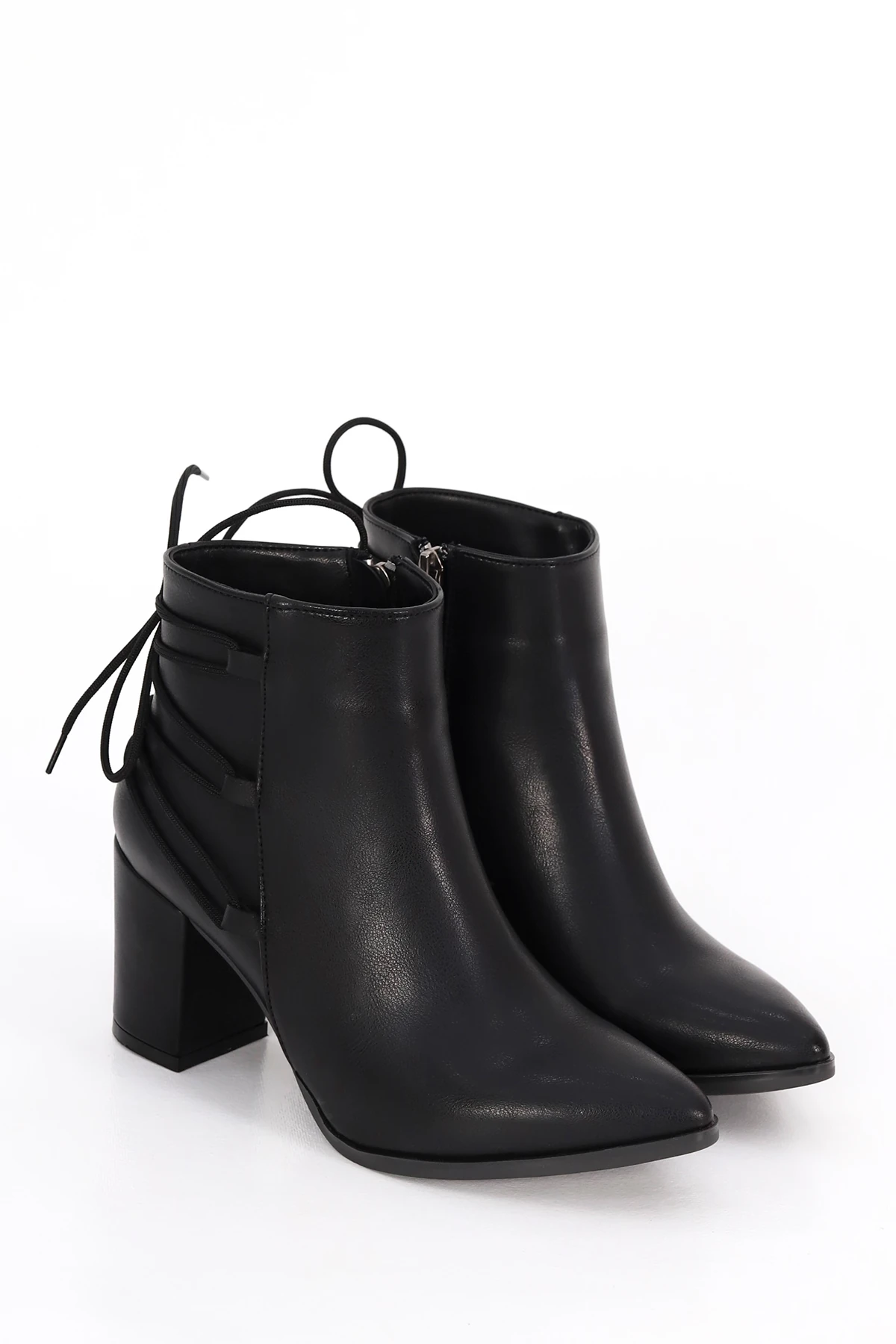 AHM 001 Arka Bağcık Detay Orta Topuklu Yarım Bot