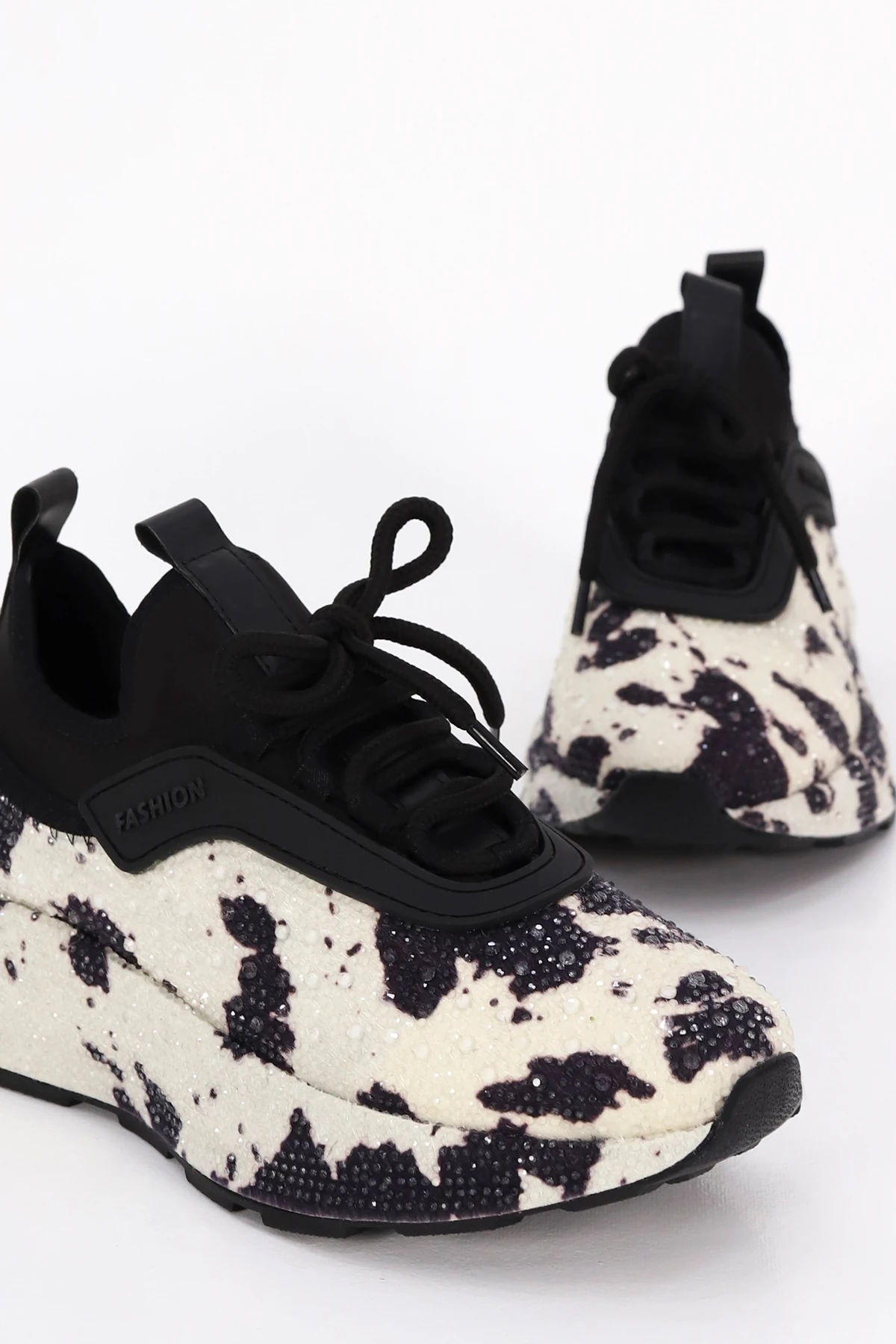 PRNS 116-1 Desenli Taş Detaylı Spor Ayakkabı - BEYAZ-SİYAH DESEN