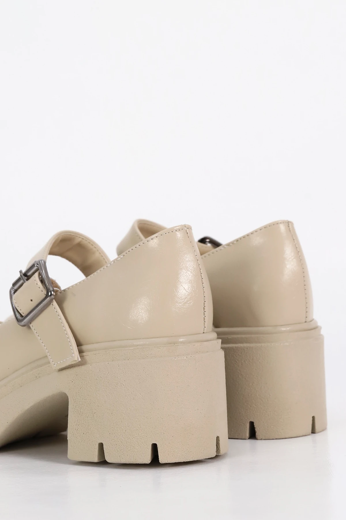 JVL 708 Kemerli Topuklu Loafer