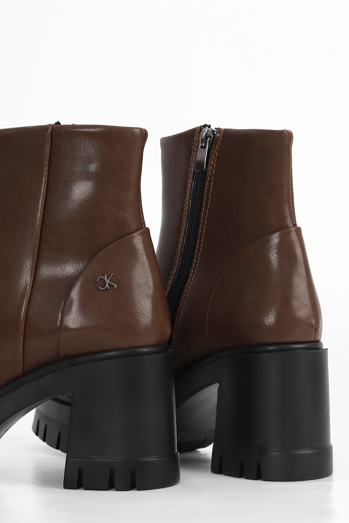 BT902 Bilekte Fermuarlı Yarım Bot