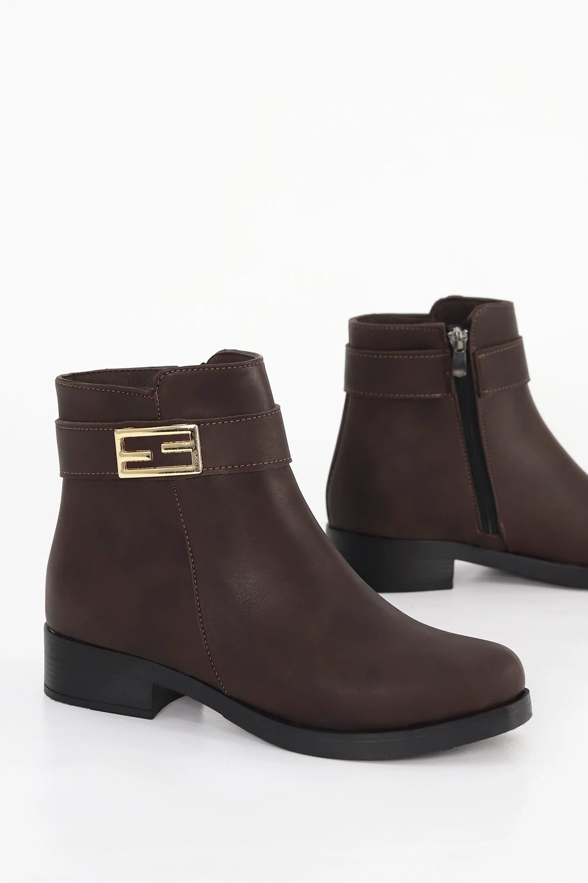 BLN ST440 Gold Metal Toka Detaylı Alçak Tabanlı Bot - KAHVE-DERİ