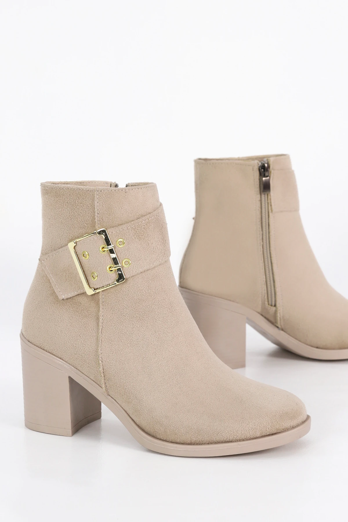 BLN SYB408 Toka Detaylı Yüksek Topuklu Bot