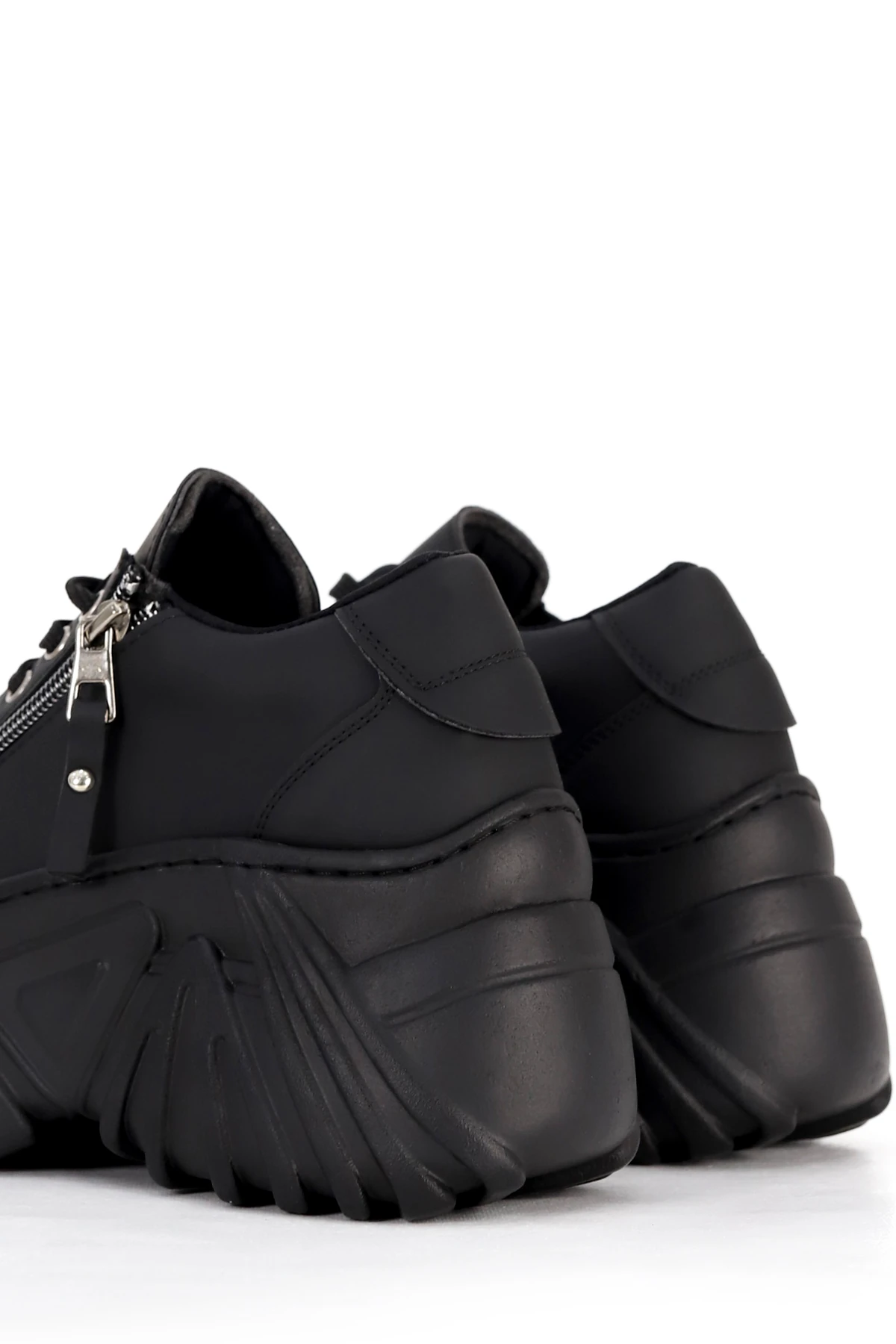 SP156 Yüksek Tabanlı Fermuar Detaylı Bağcıklı Spor Ayakkabı