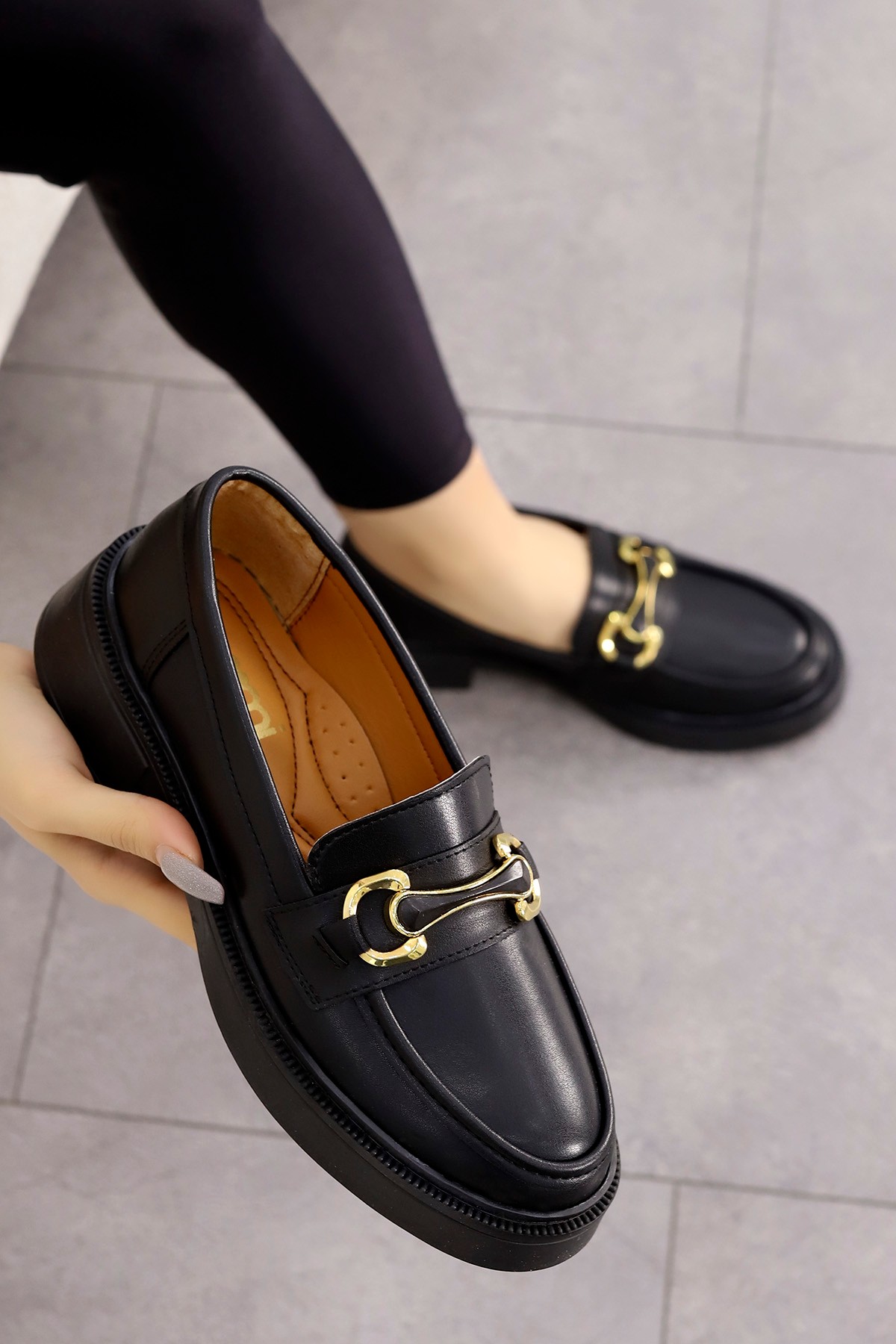 HR 030 Toka Detaylı Loafer - SİYAH-DERİ