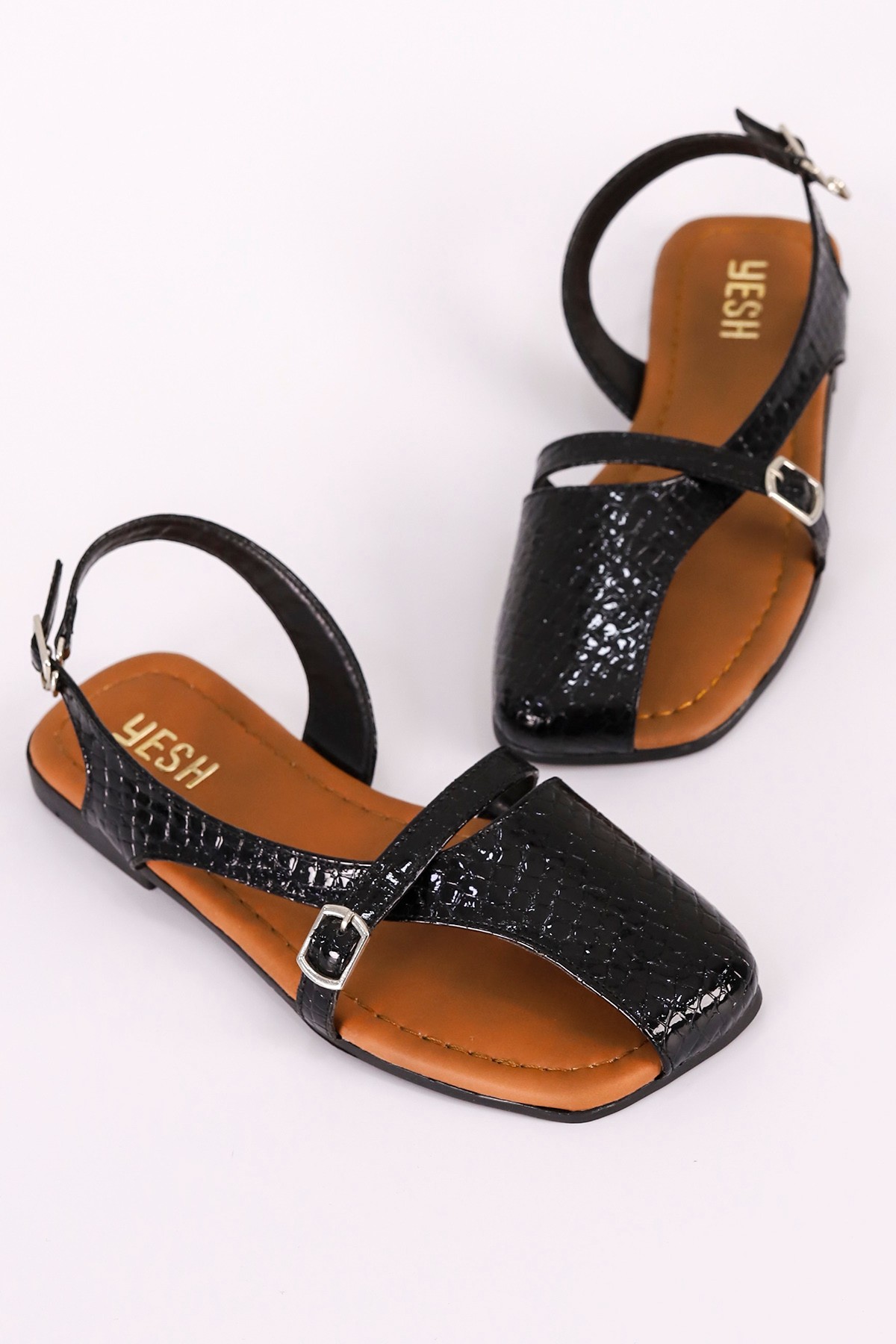 BS 02 Düz Tabanlı Arkadan Bağlı Sandalet