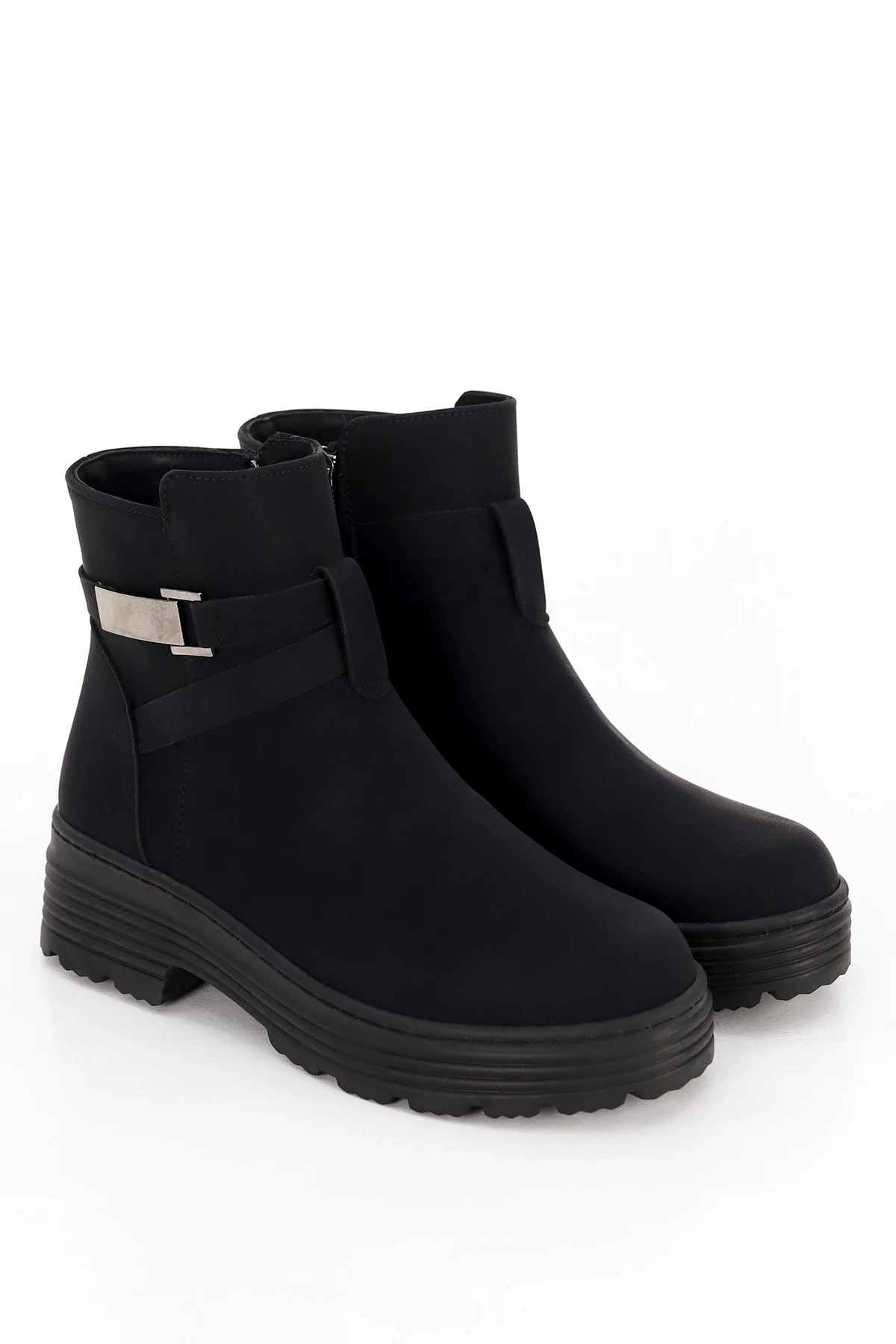 BLN S230 Kemer Toka Detaylı Termo Taban Yarım Bot - SİYAH