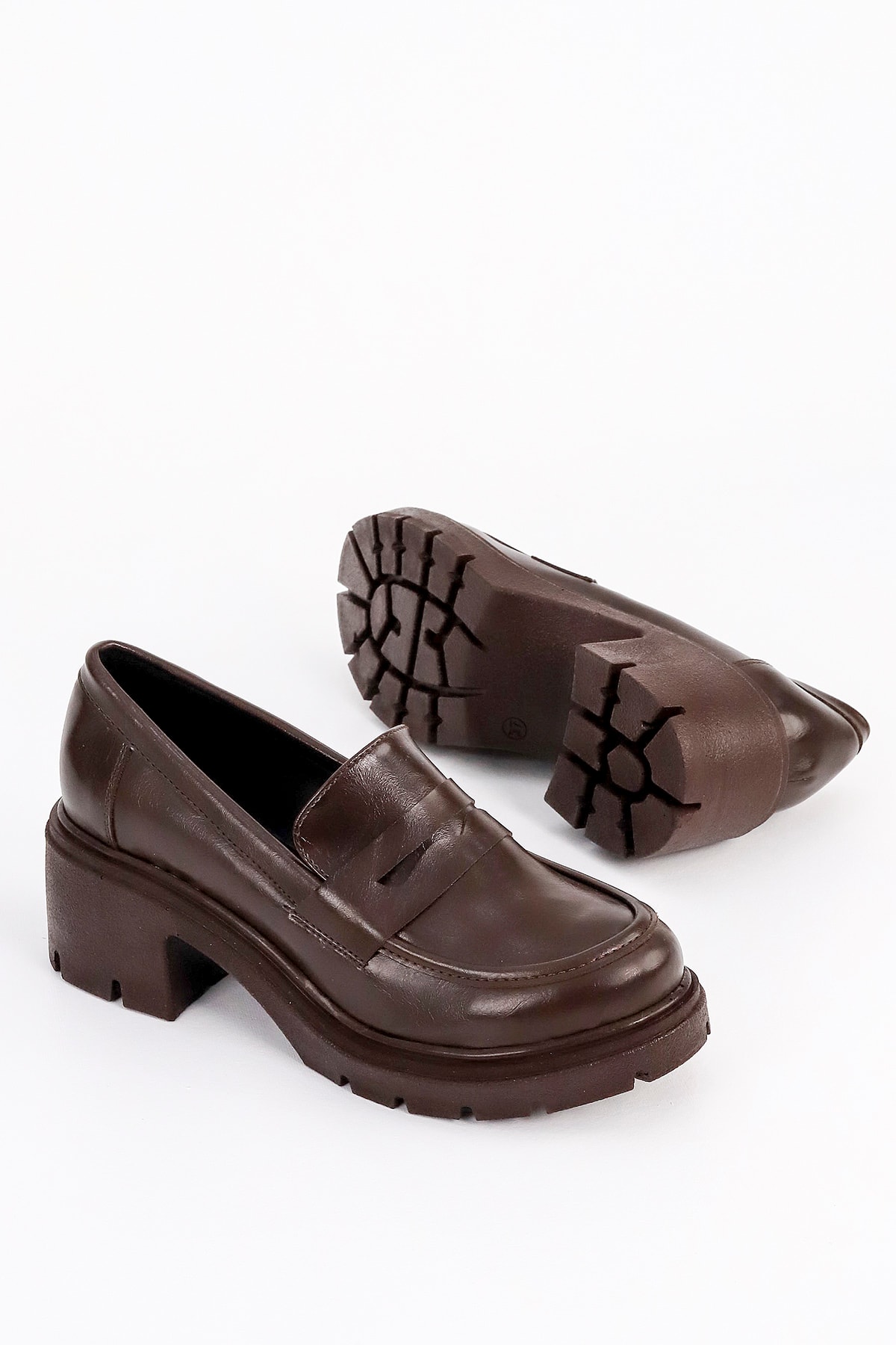 JVL 706 Toka Detay Topuklu Loafer