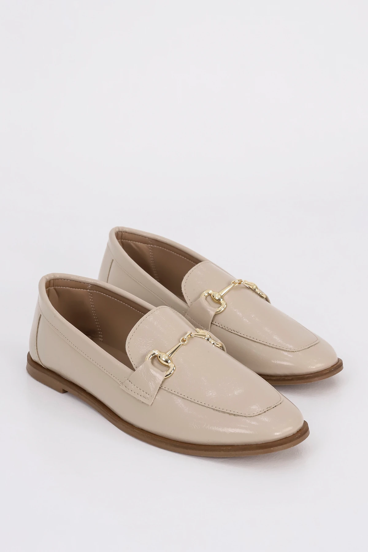 CNG A3 Metal Tokalı Babet - BEJ DERİ