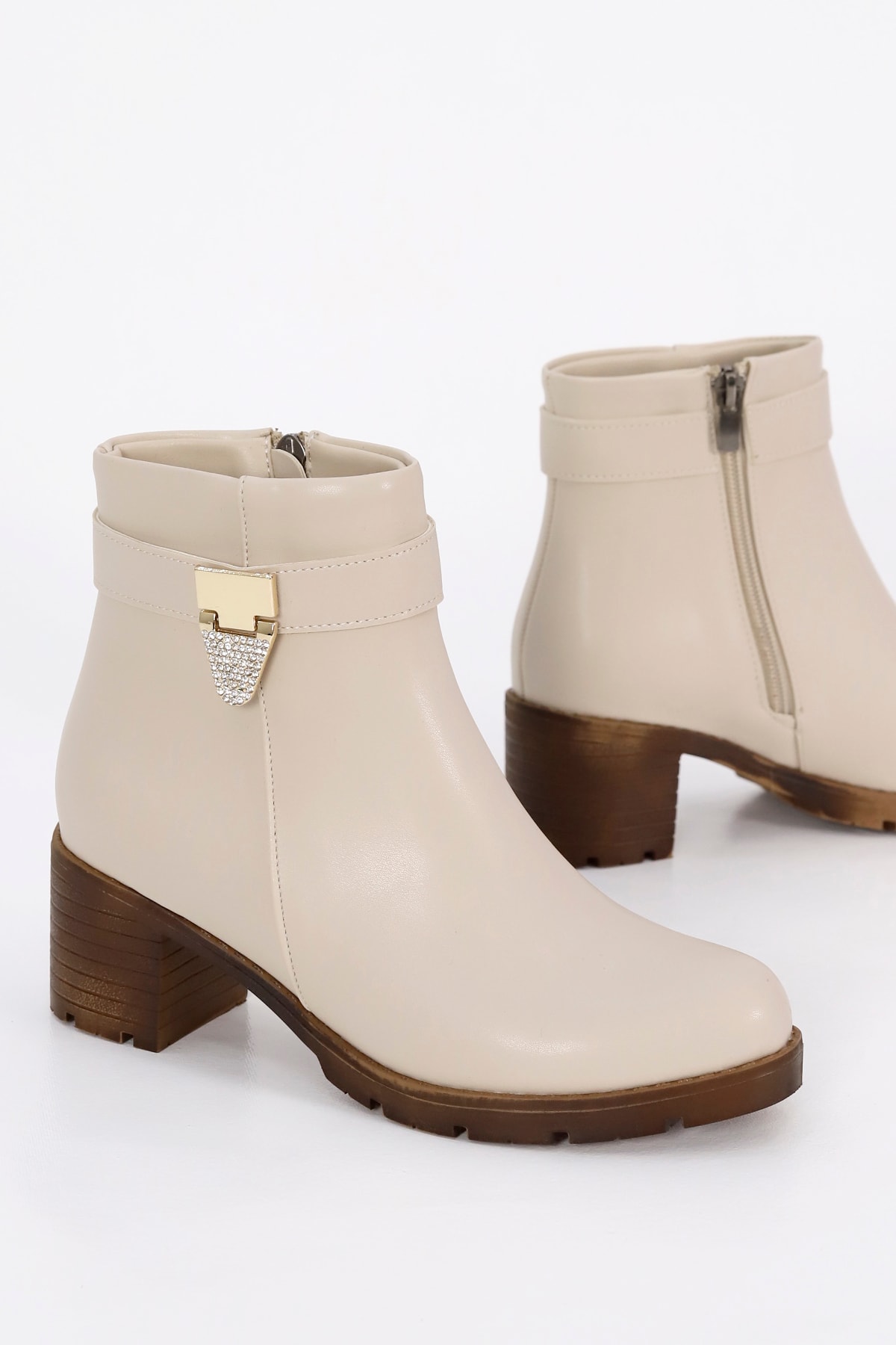 BLN 765 Gold Metal Taş Toka Detay Yarım Bot