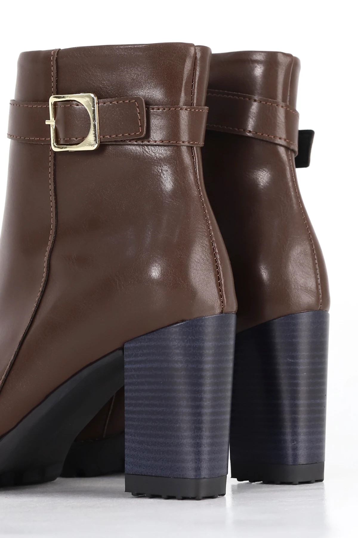 BLN ST535 Kemer Toka Detaylı Yüksek Topuklu Yarım Bot - KAHVE-DERİ