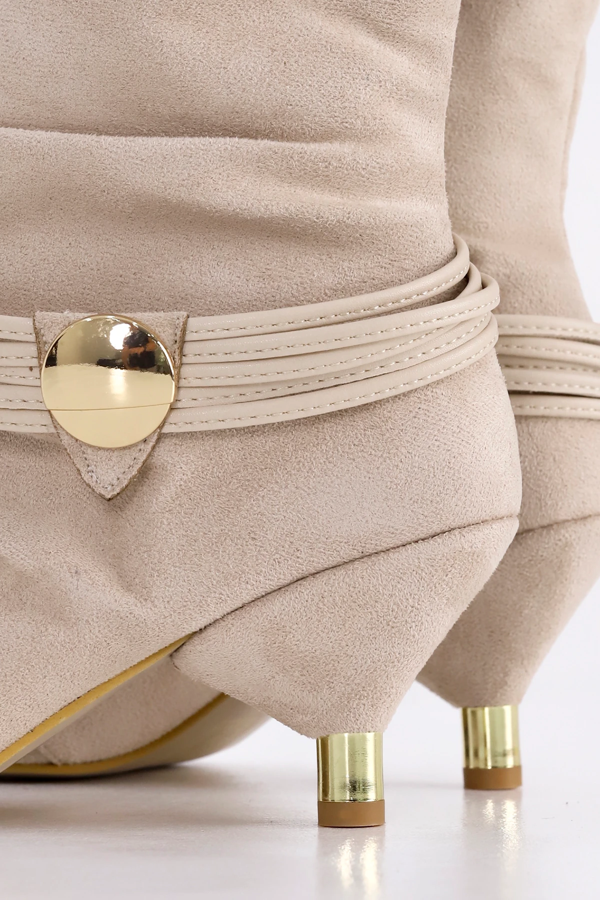 CNG A223 Körüklü Fındık Ökçe Yarım Bot