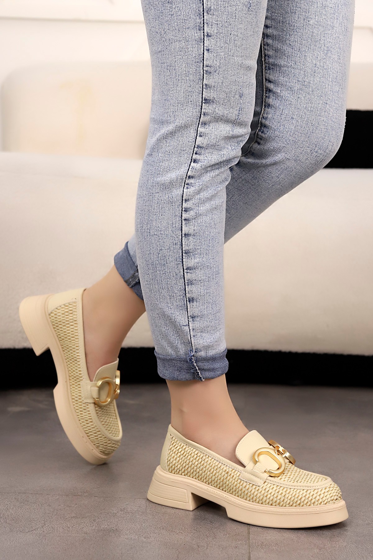 MY 1007 Gold Toka Detaylı Loafer - BEJ HASIR
