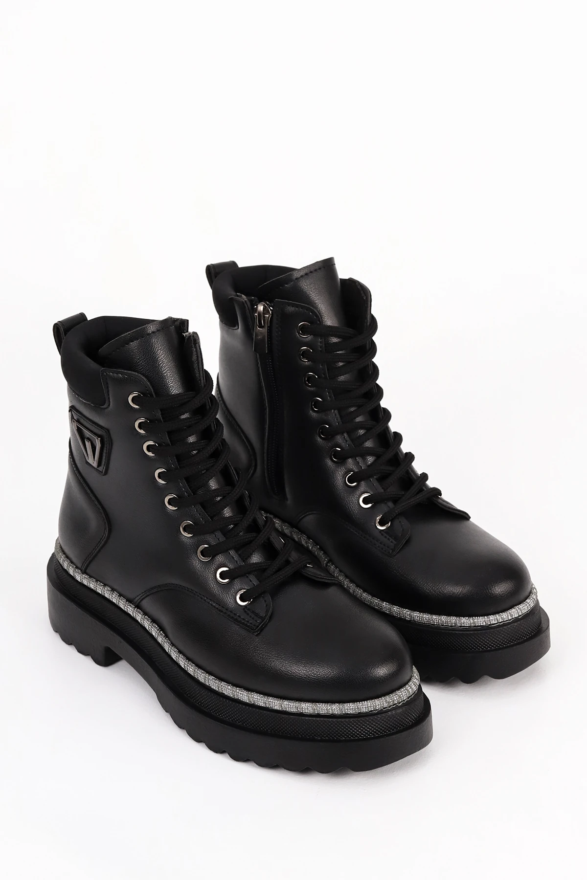 KP 12-35 Taş Detay Vardole Bağcıklı Postal