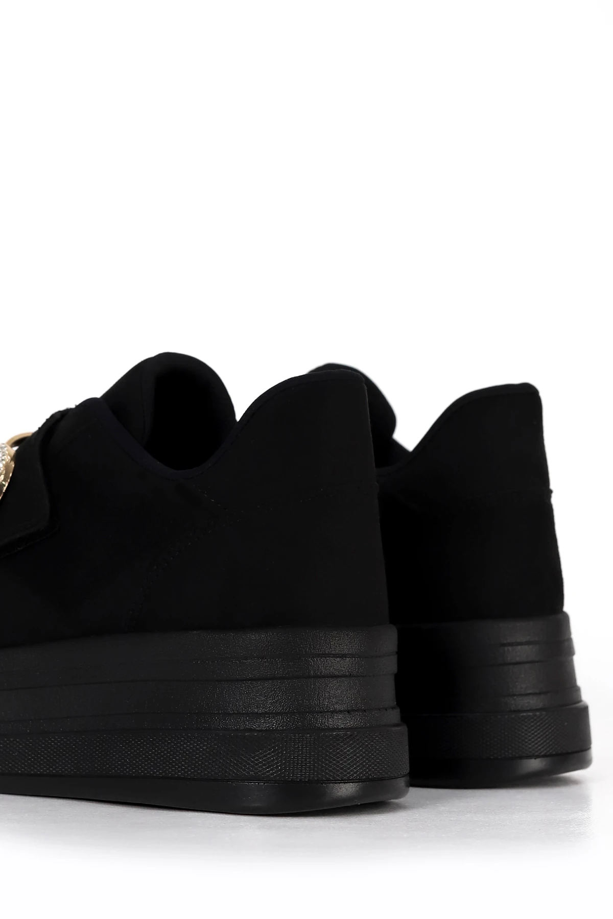 MDL 1477 Gold Metal Taş Toka Detaylı Spor Ayakkabı - SİYAH SUET