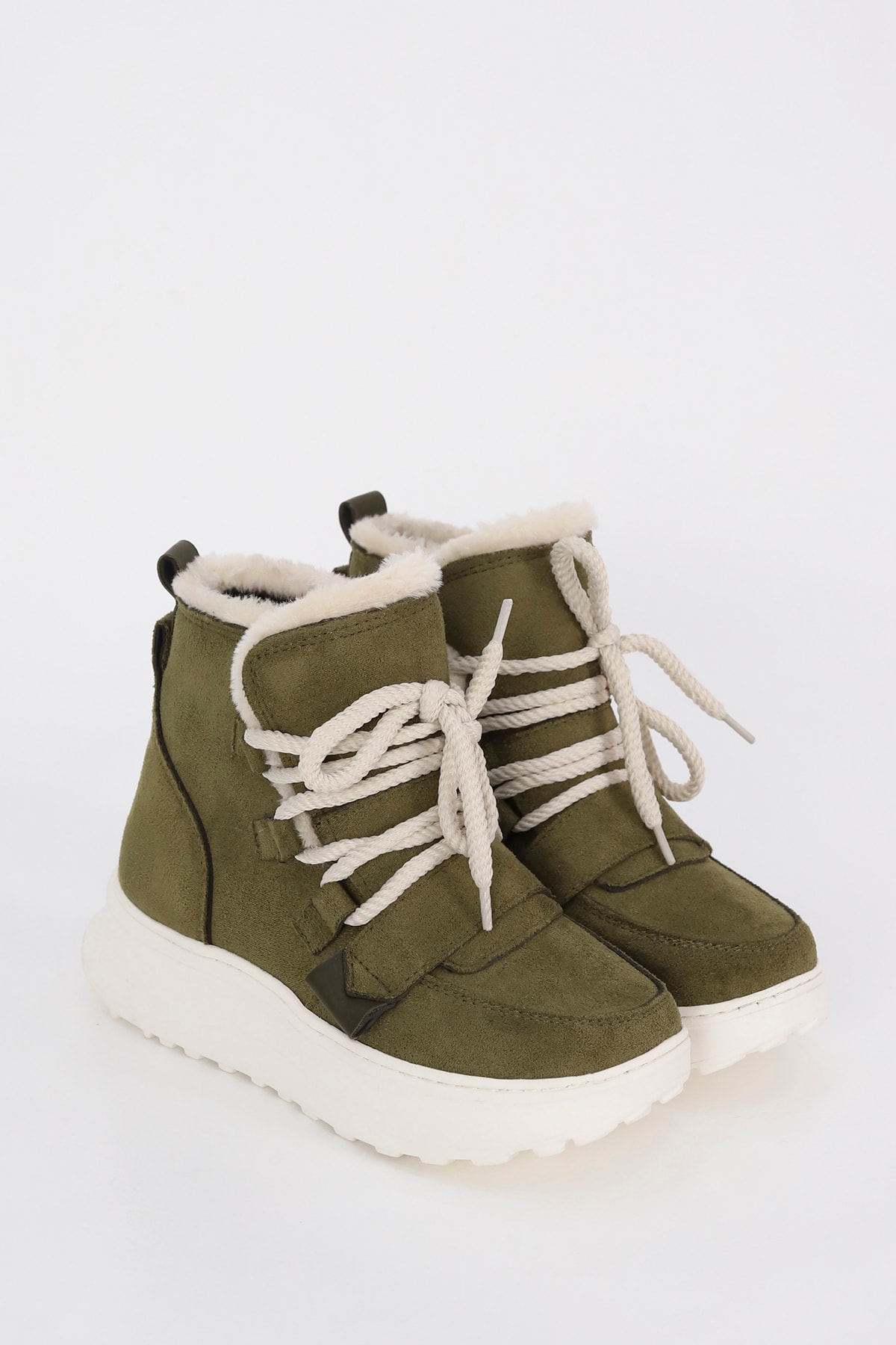 BTD02 Halat İp Detaylı Kürklü Bot