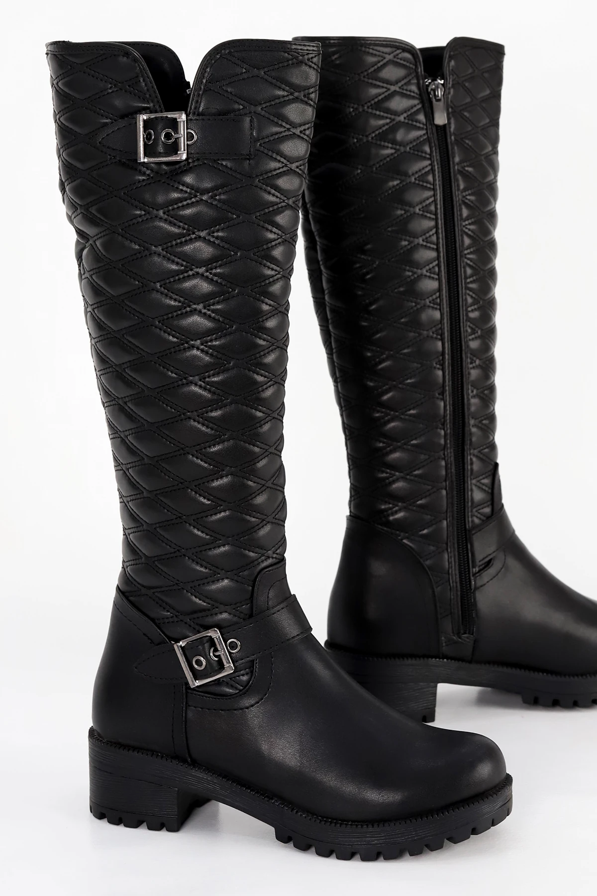 BLN 609 Kapitone Desen Toka Detaylı Diz Altı Çizme