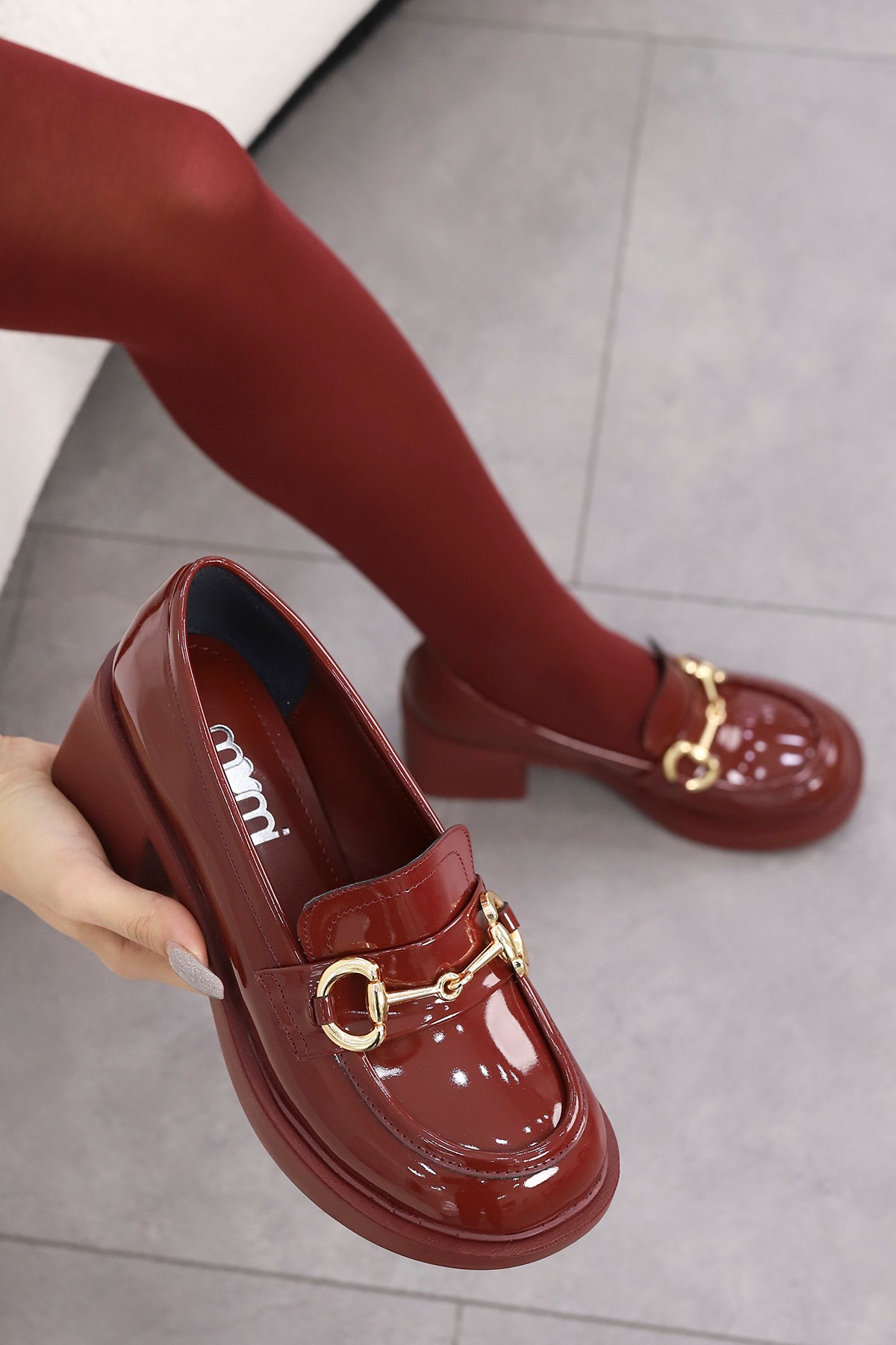 RC 2104 Toka Detaylı Topuklu Loafer