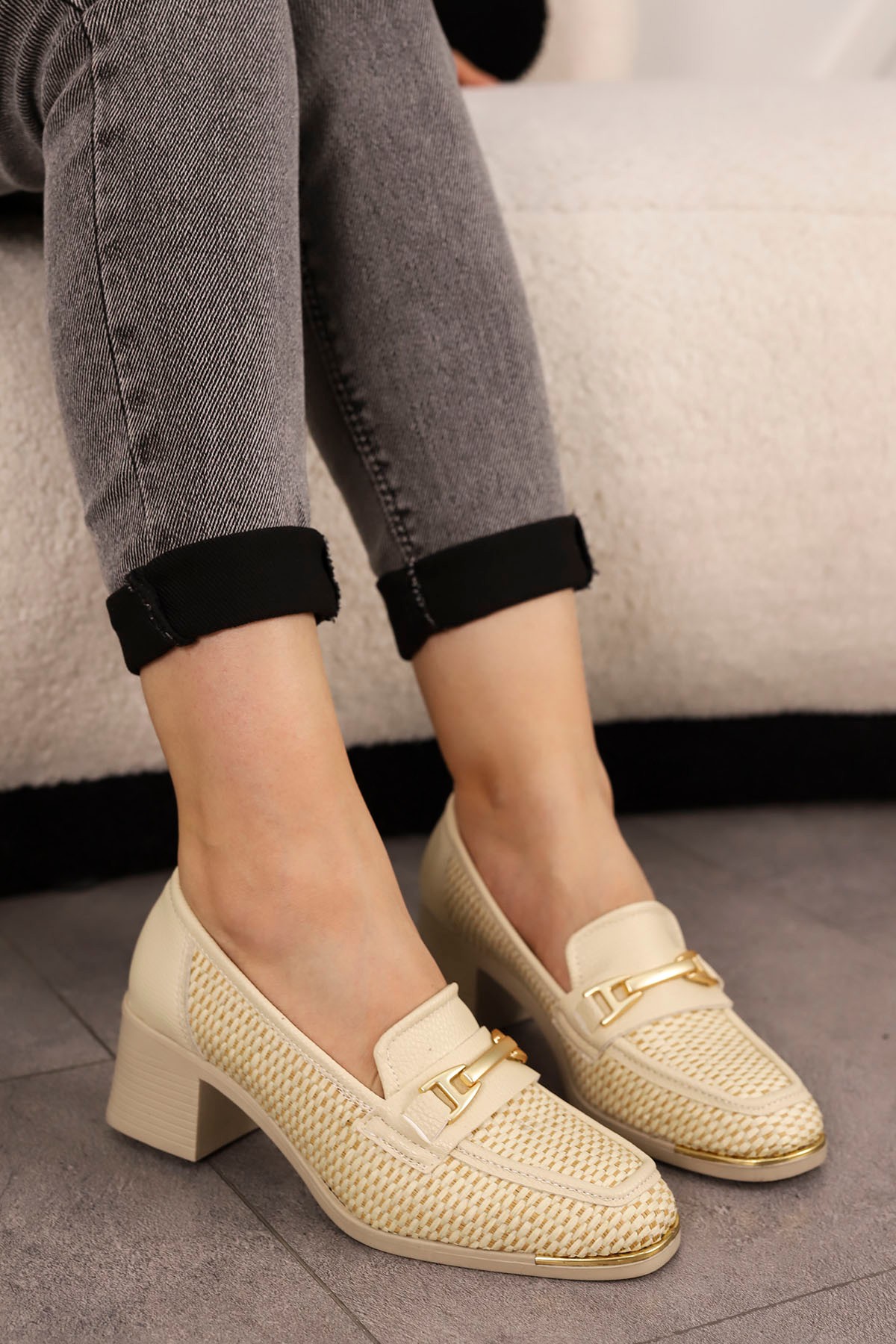 MY 407 Toka Detaylı Topuklu Loafer - BEJ HASIR