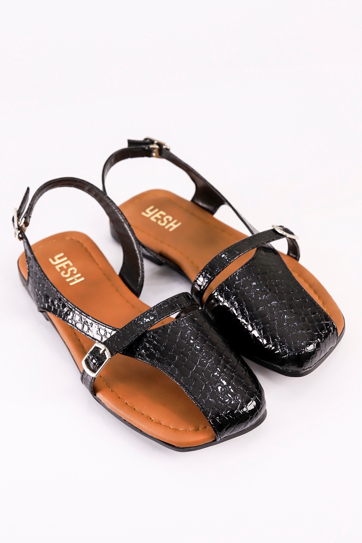 BS 02 Düz Tabanlı Arkadan Bağlı Sandalet