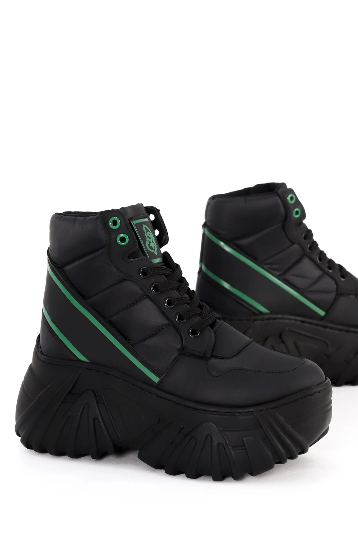 BT150 Yüksek Tabanlı Bağcıklı Bot