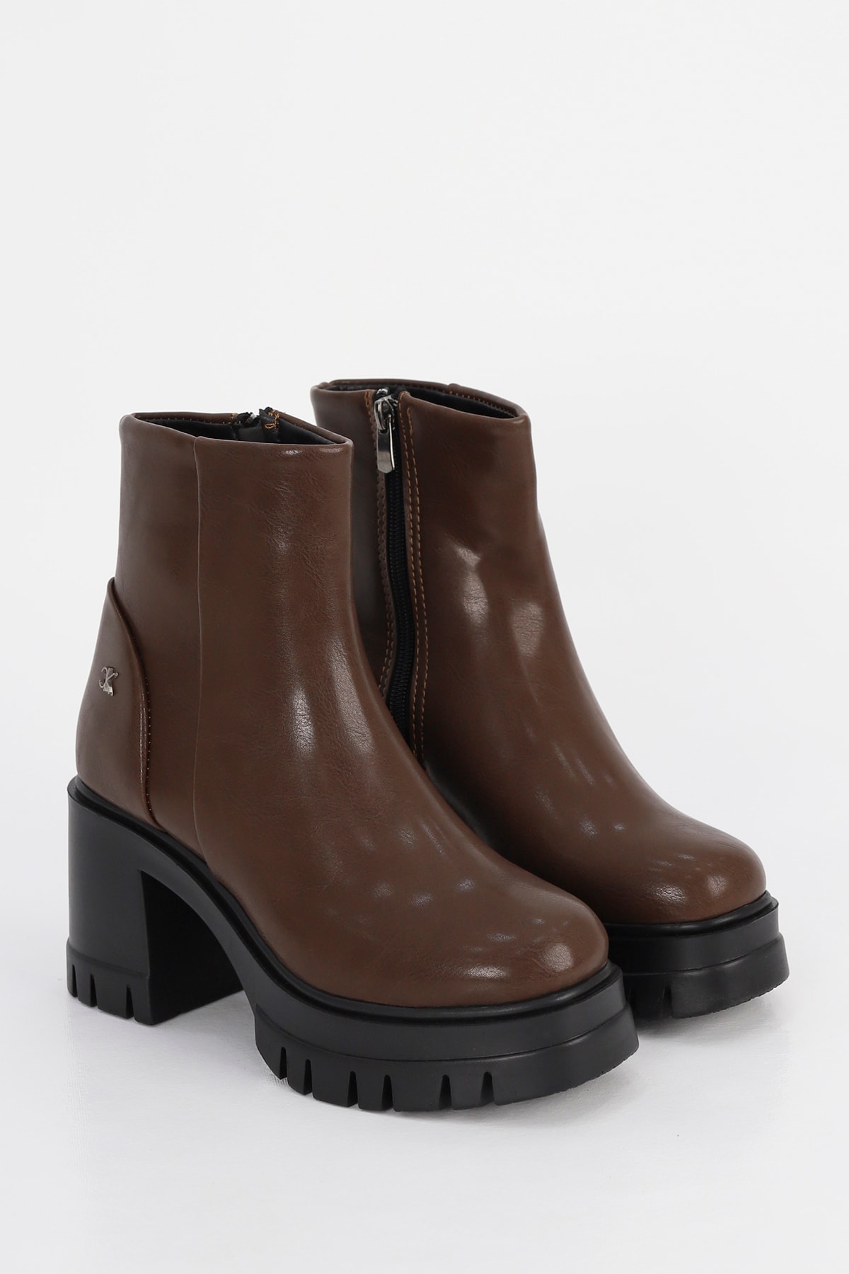 BT902 Bilekte Fermuarlı Yarım Bot