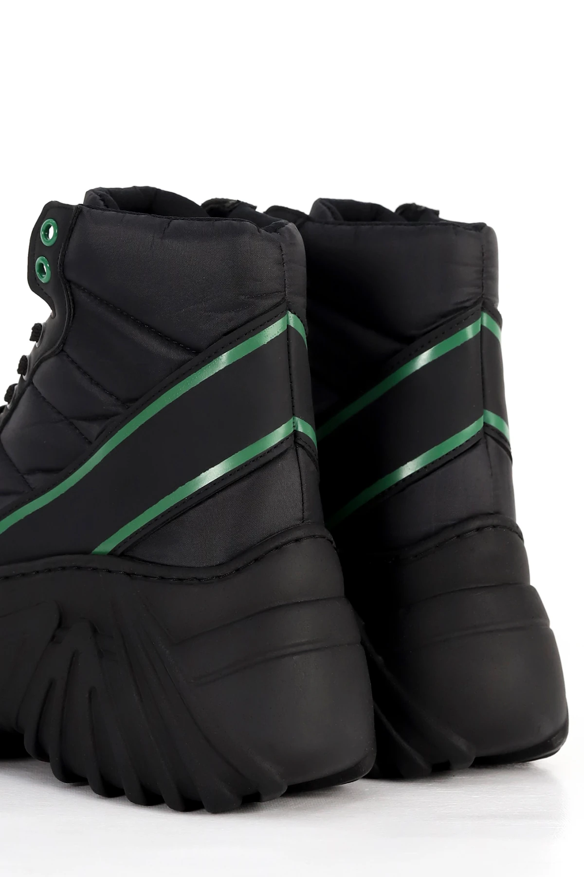 BT150 Yüksek Tabanlı Bağcıklı Bot