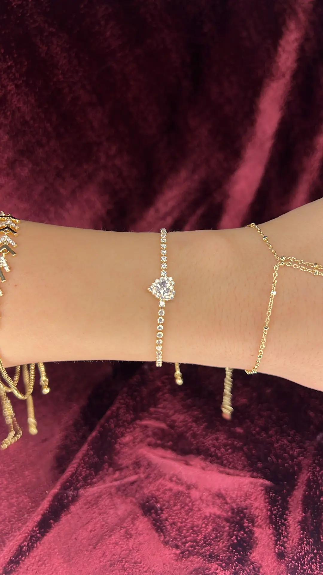 Kalpli Zirkon Taşlı Model