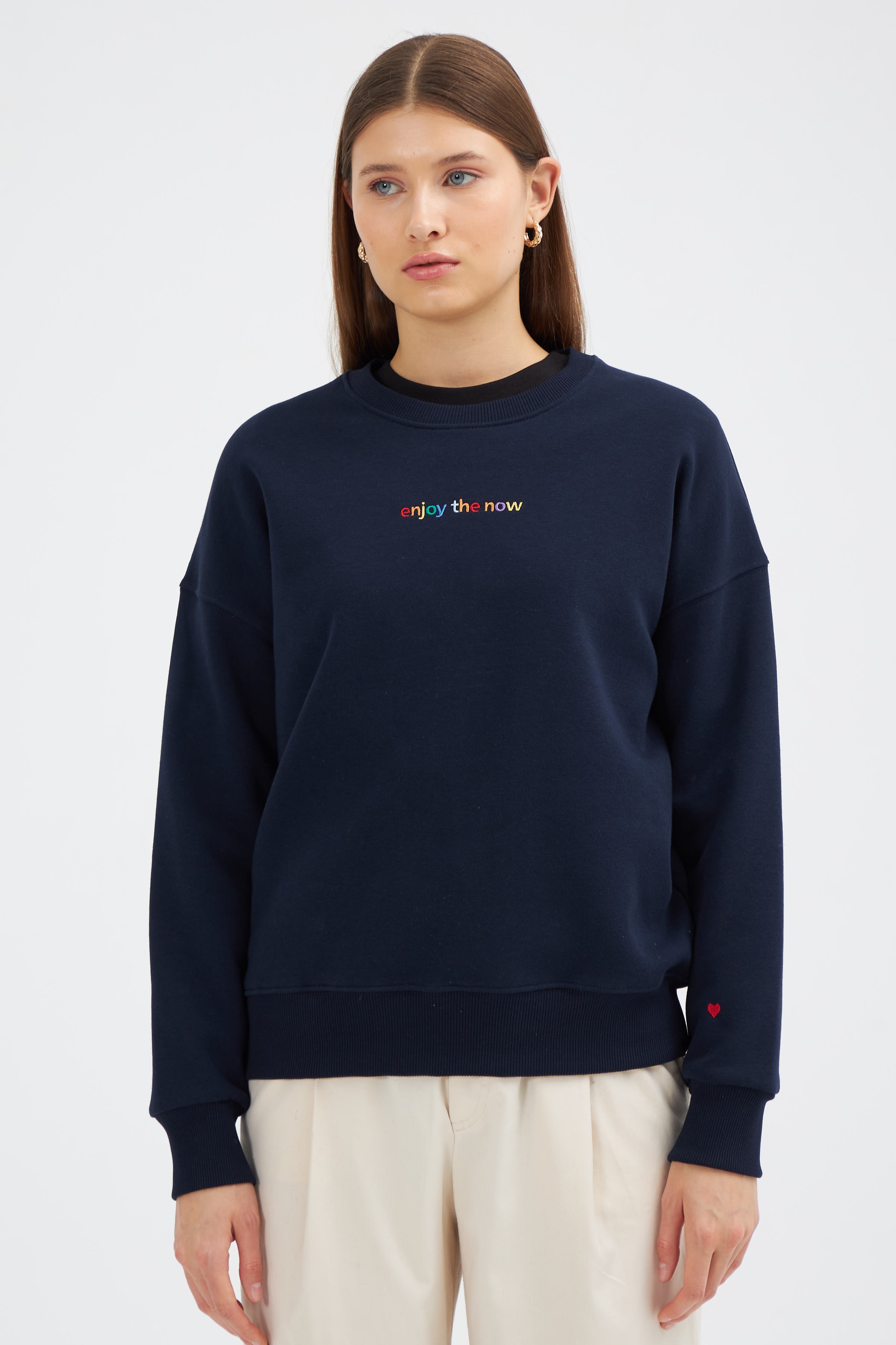 Kadın Basic Sweatshirt - Enjoy The Now temalı 2023531