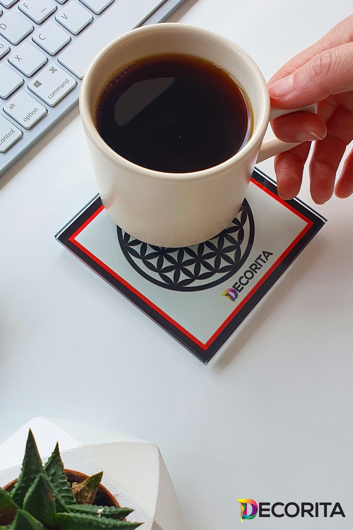 Cam Bardak Altlığı | Logolu - Kırmızı - Siyah | 4'lü Takım | 10cm X 10cm