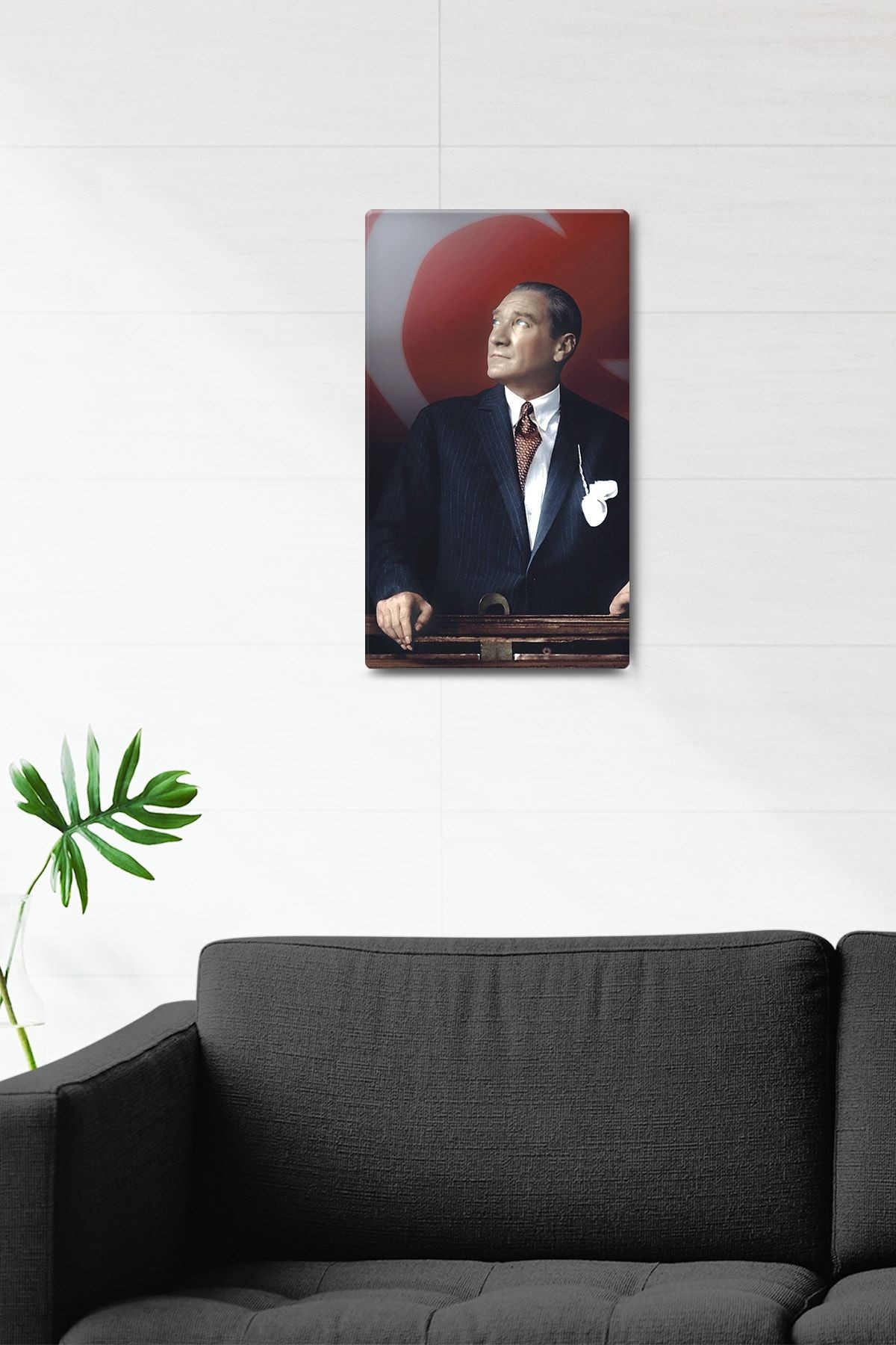 Mustafa Kemal Atatürk Ve Türk Bayrağı Cam Tablo | 30cm X 52cm