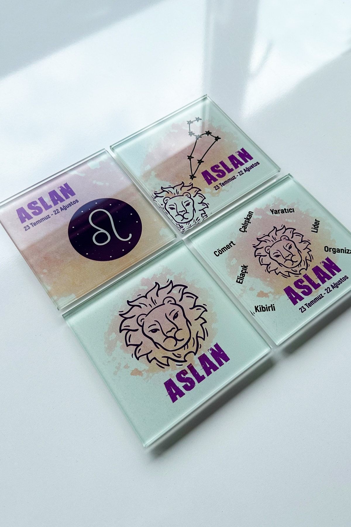 Cam Bardak Altlığı | Burçlar - Aslan Burcu | 4'lü Takım | 10cm X 10cm