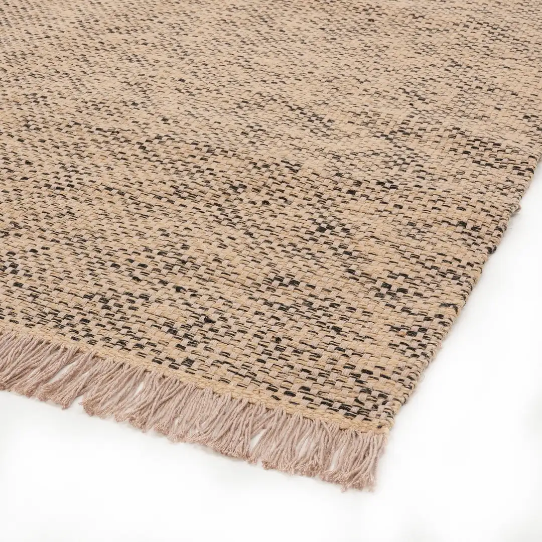 Jüt kilim modellerimizi görmek için
👉 Jüt Kilim Koleksiyonu sayfamızı inceleyebilirsiniz.