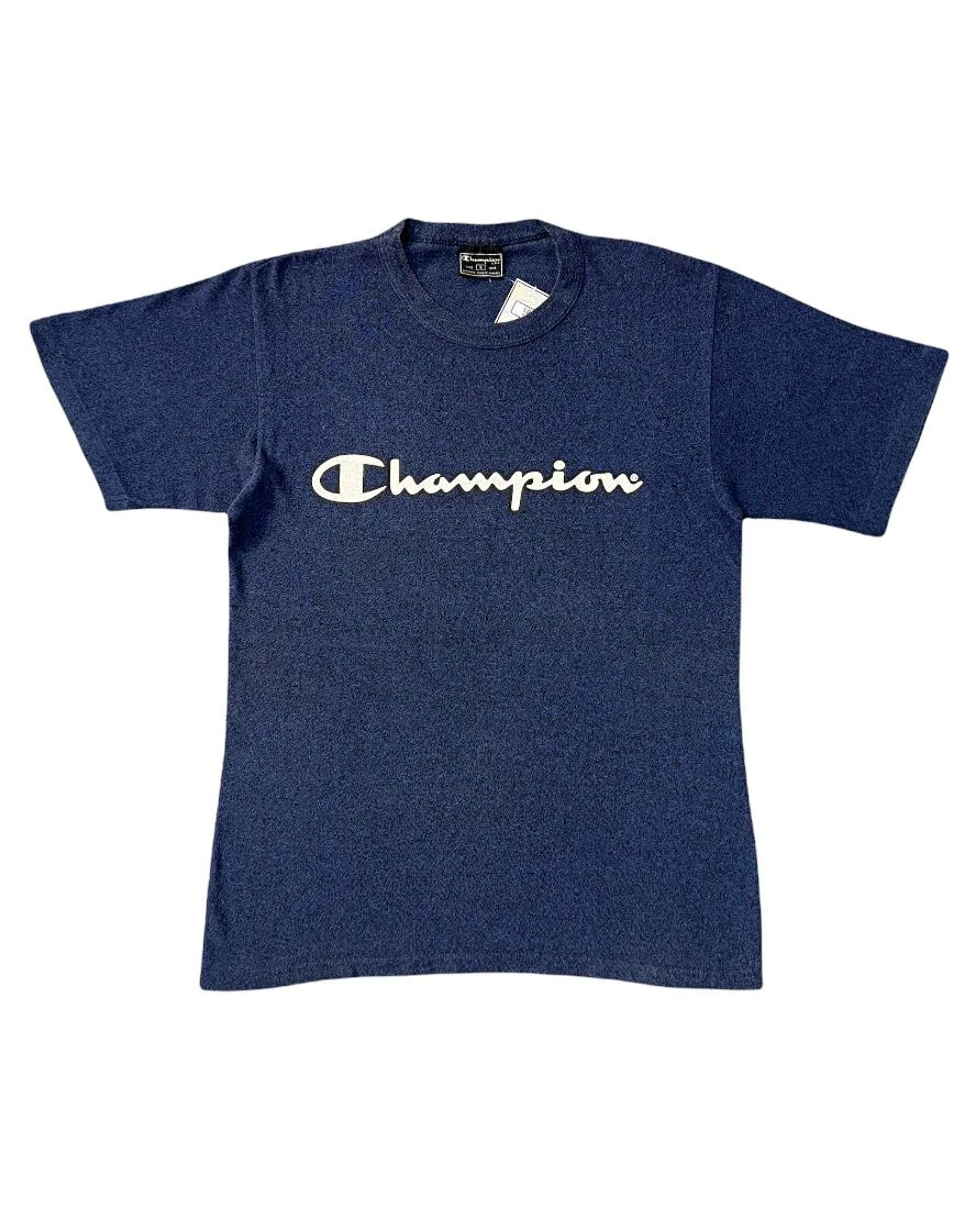 12 Champion 00’s Vintage T Shirt (S)