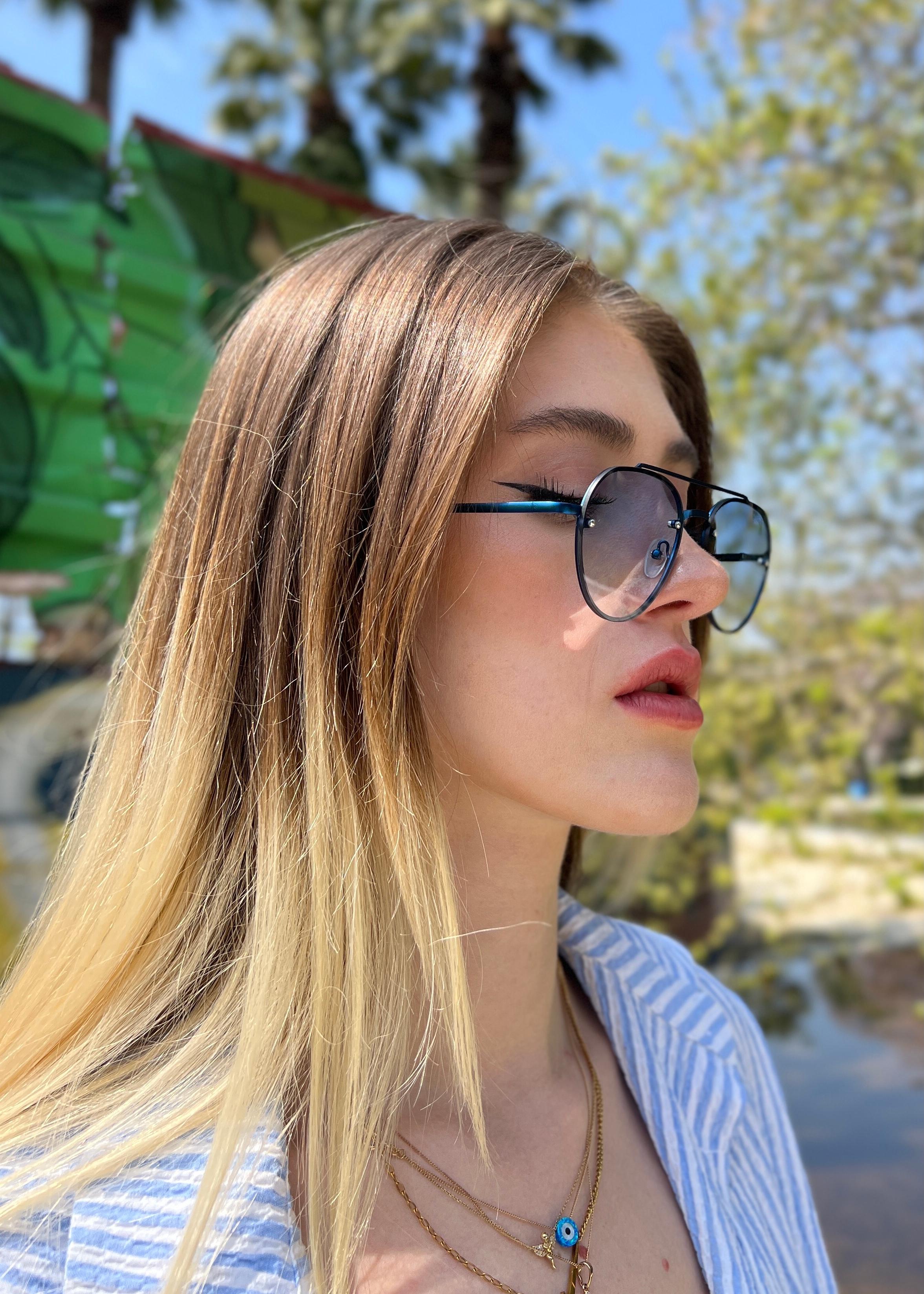 Titanyum Çerçeve Unisex Güneş Gözlüğü (GZ63)
