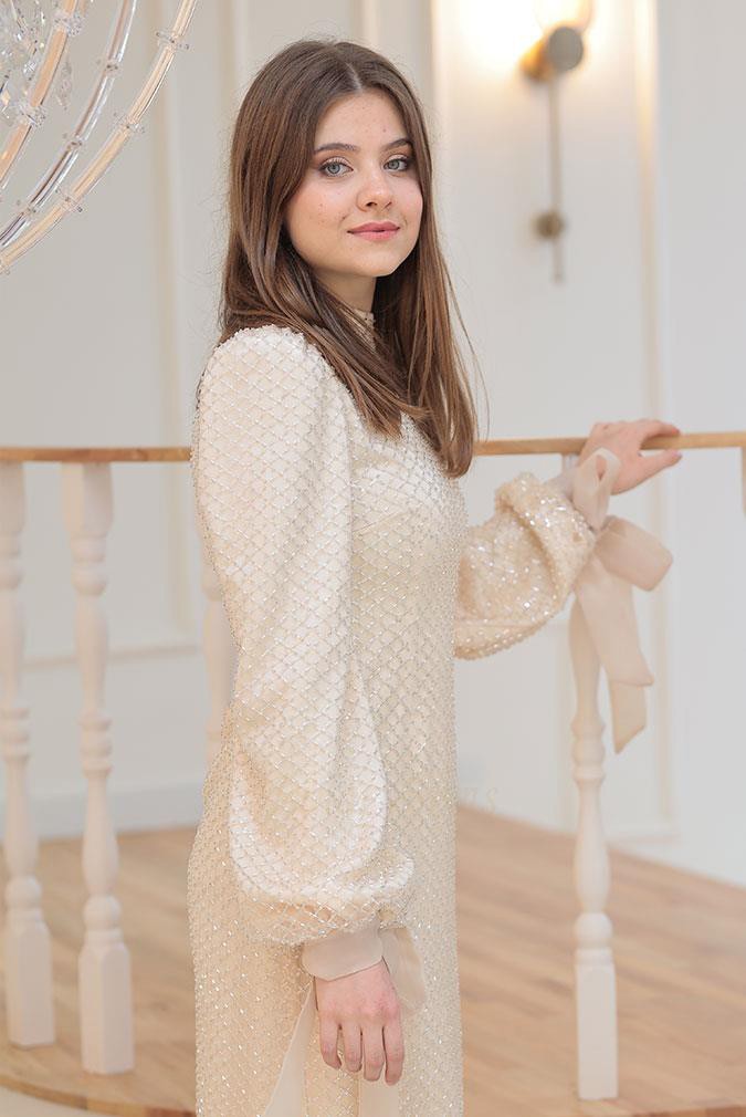 Lara Abiye Gold
