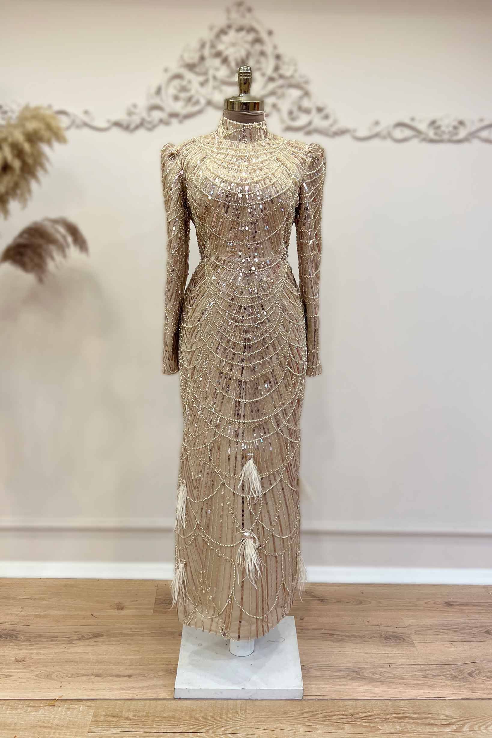 Selena Abiye Gold