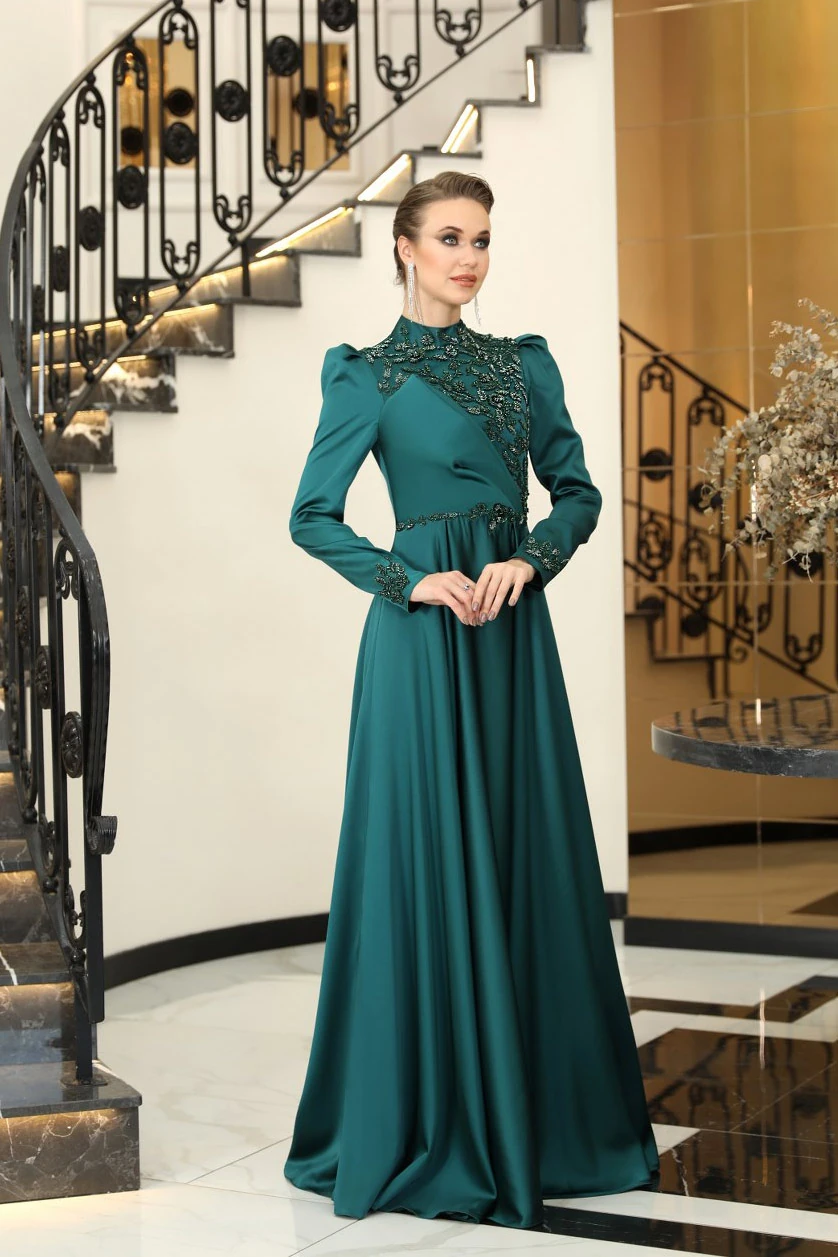 Nilüfer Abiye Zümrüt