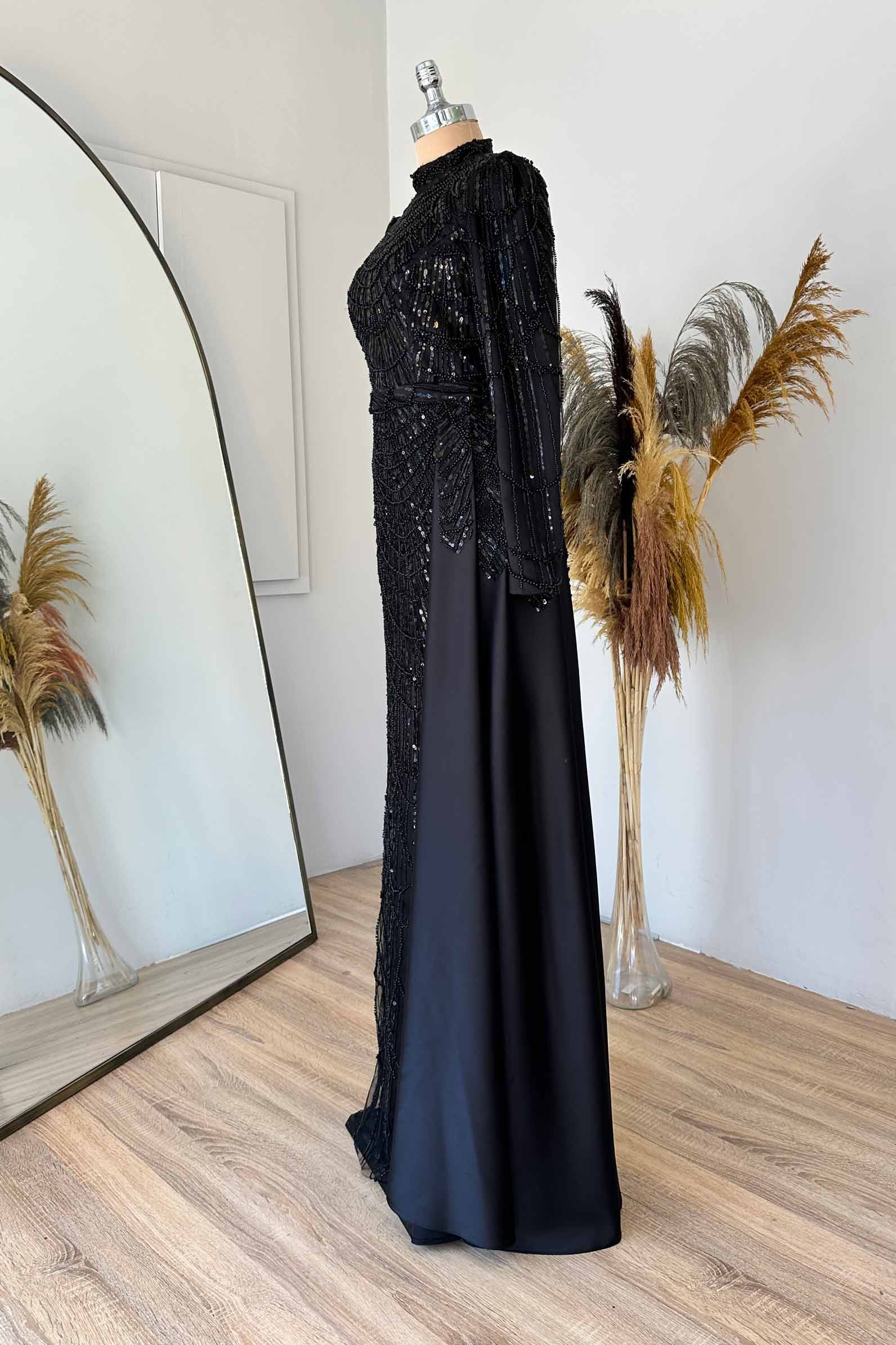 Diva Abiye Siyah