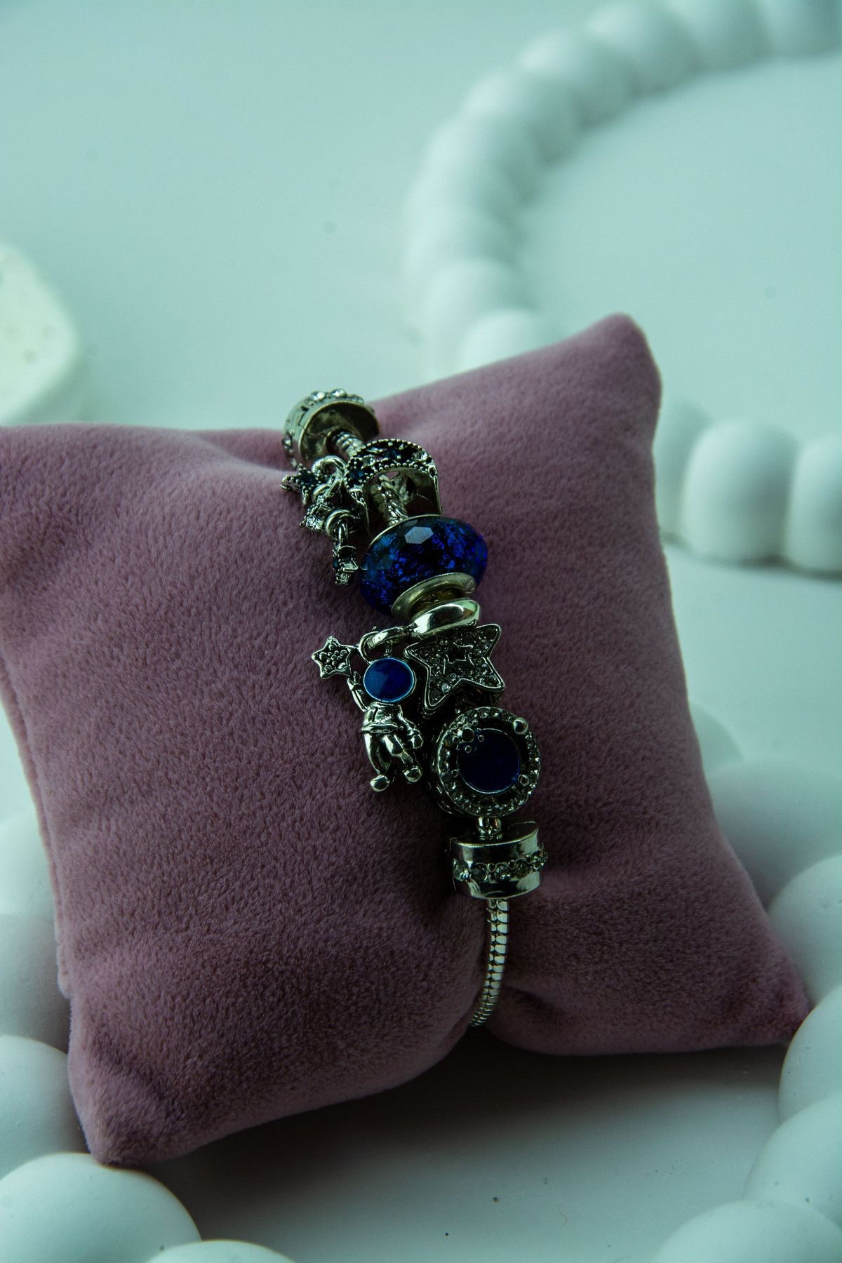 Charm Modeli Bileklik
