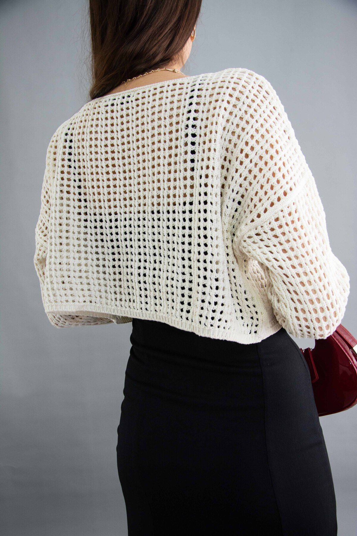 Delikli Crop Bluz