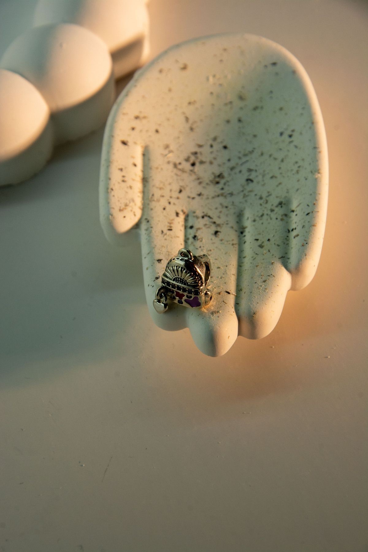 Sırt Çantası Charm