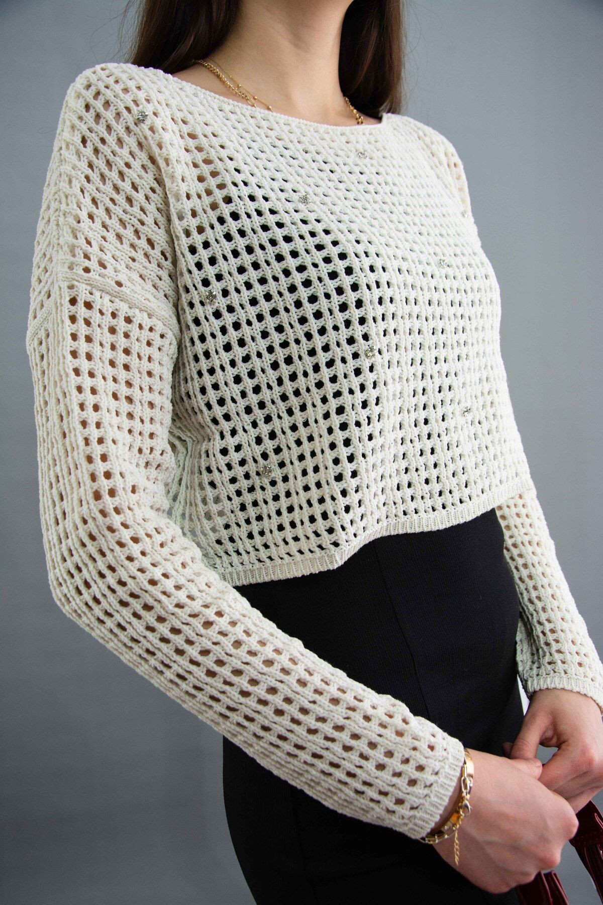 Delikli Crop Bluz