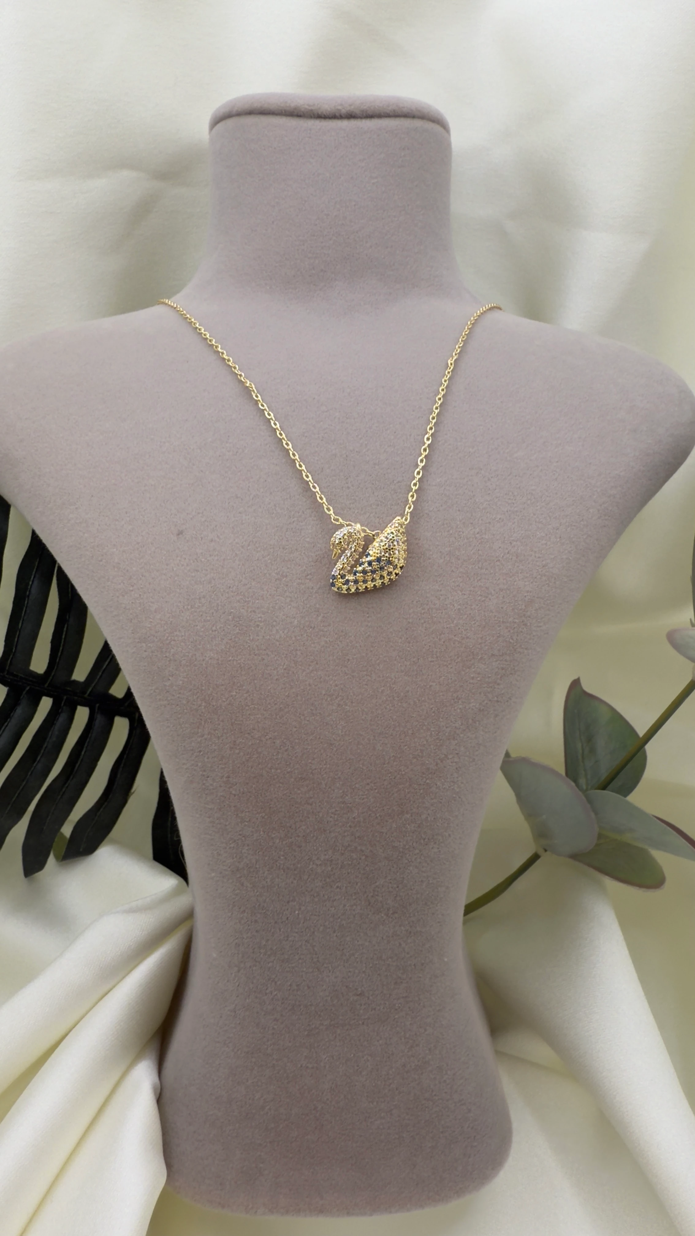 14K ALTIN KAPLAMA KUĞU MARKA MODEL KOLYE 