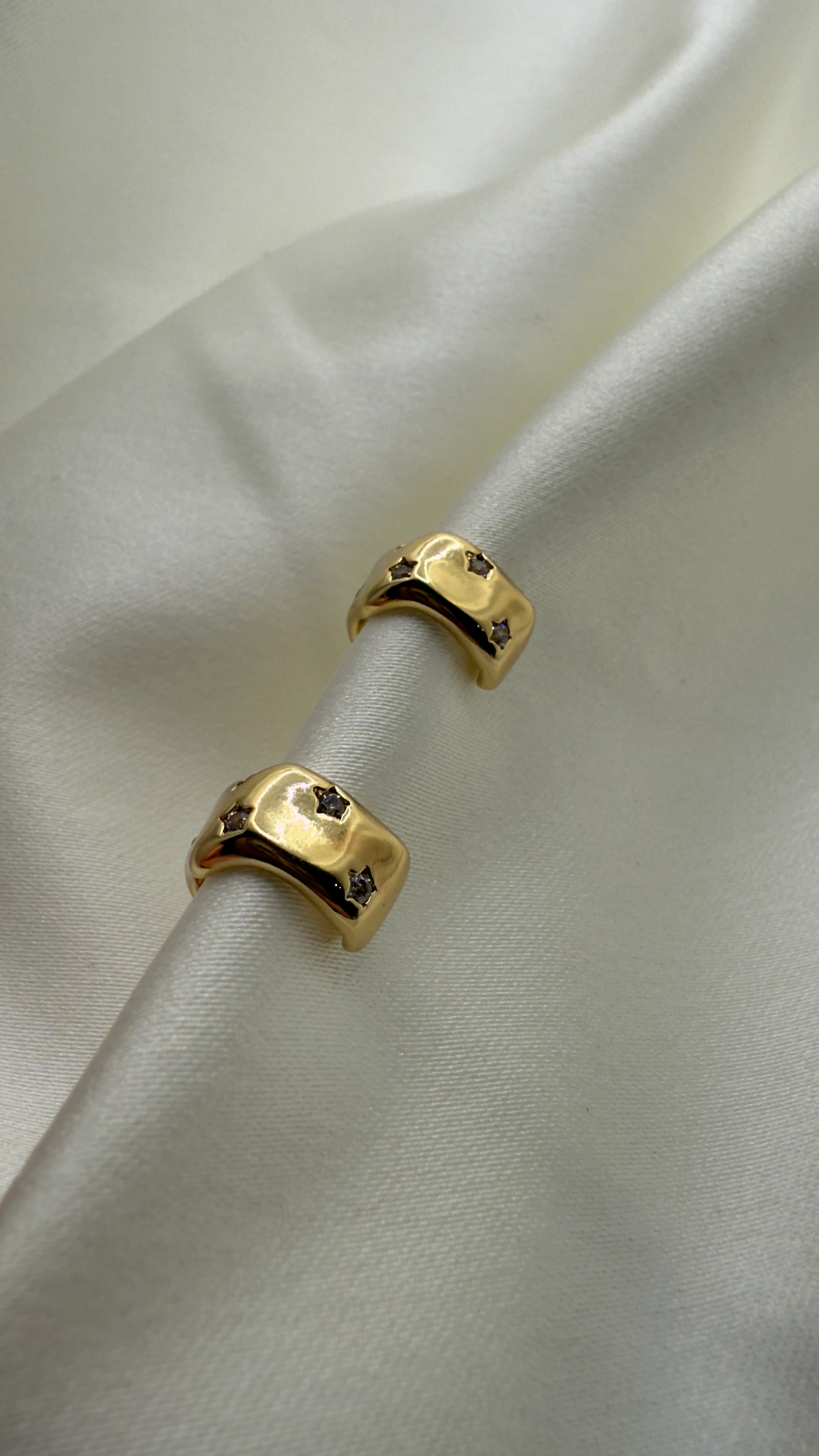 XUPİNG MİNİK YILDIZ KÜPE