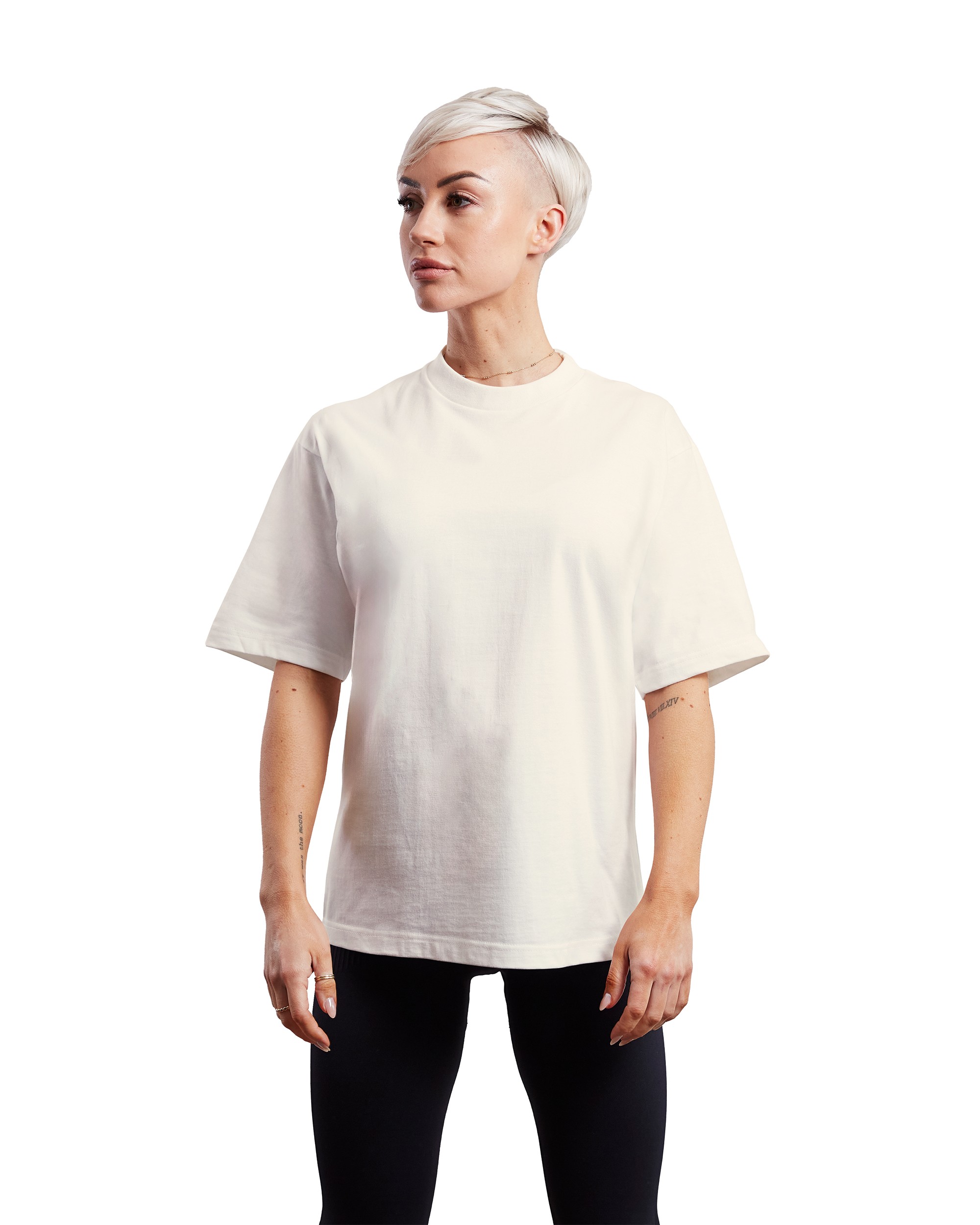 Elvora Club | T-Shirt