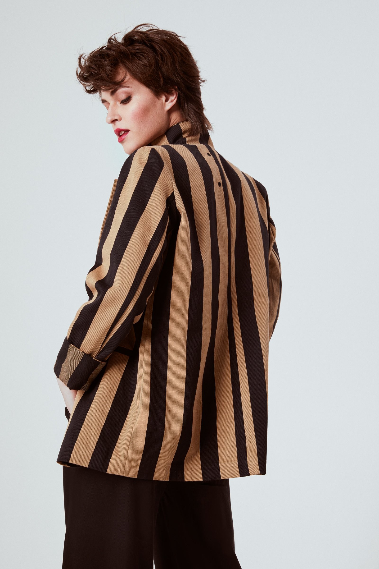 GİYİ BLACK&BEIGE STRIPES BLAZER CEKET