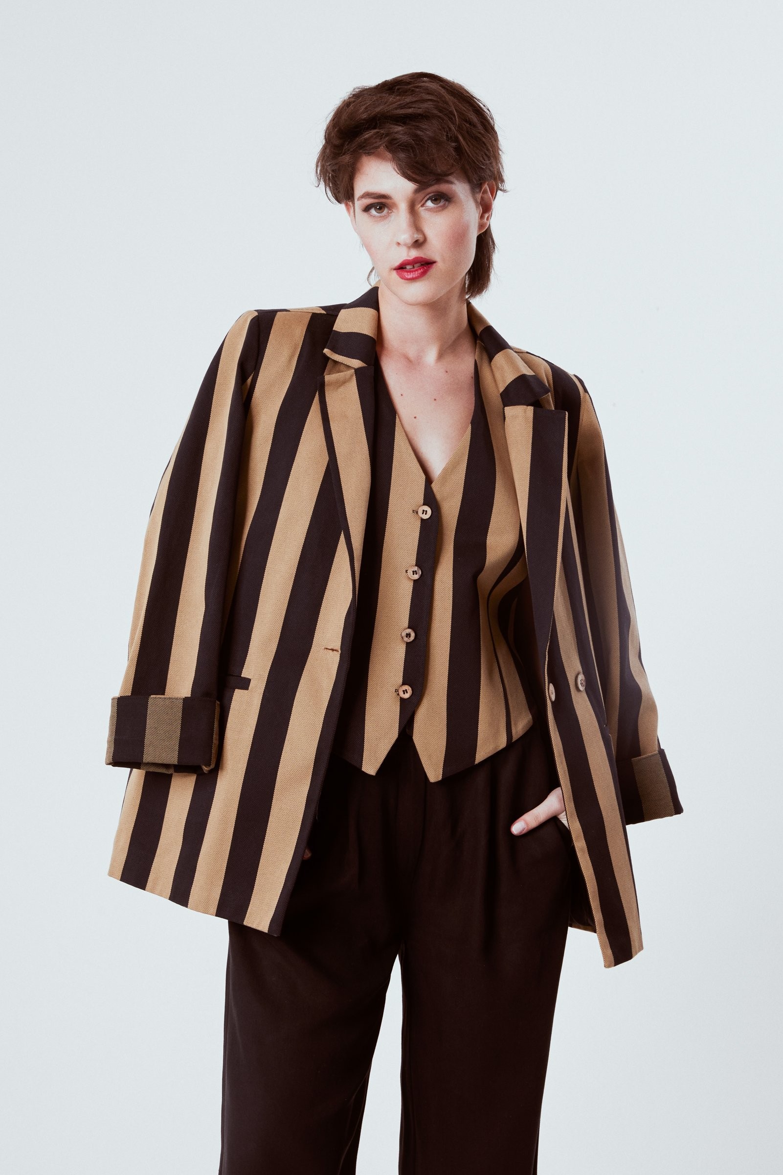 GİYİ BLACK&BEIGE STRIPES BLAZER CEKET