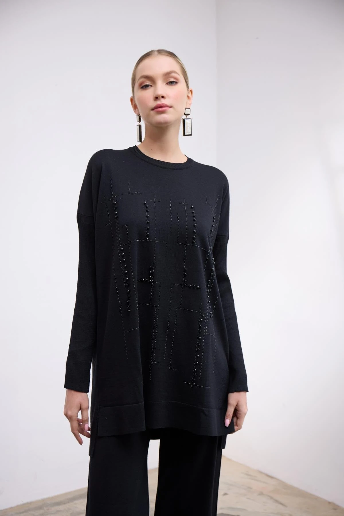 Magiç Taşlı-Siyah