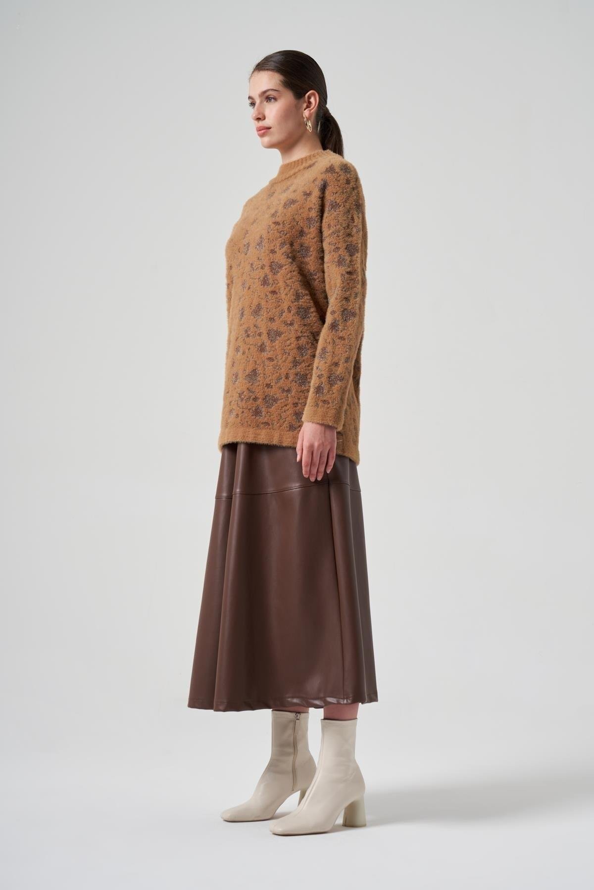 Desenli Kazak-Camel