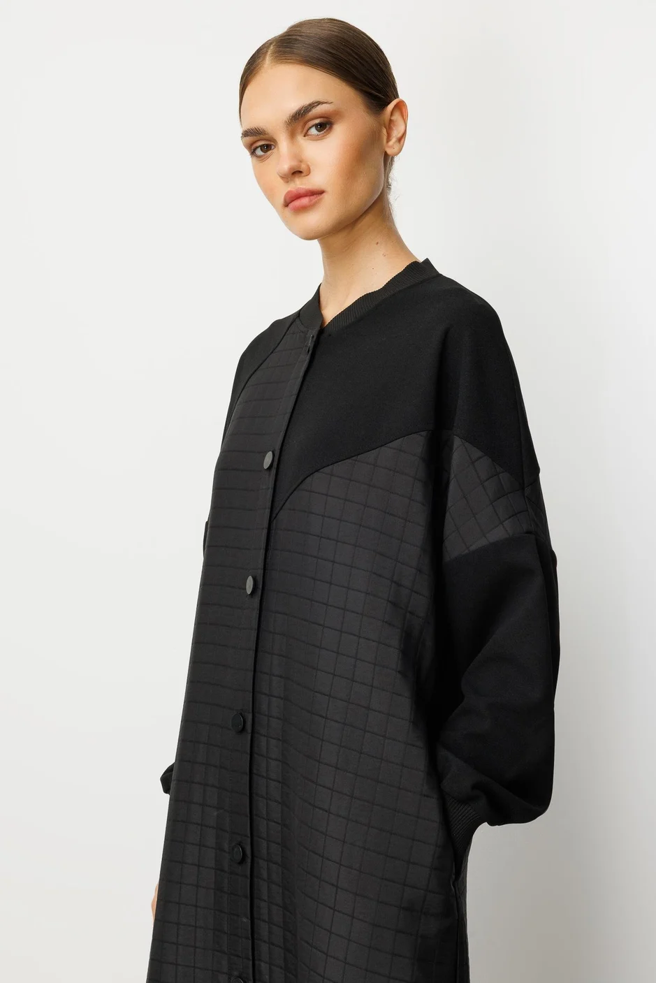 Krep Doku Üst Beden ve Kare Kapitone Jakar Alt Beden Zamansız Mevsimlik Trench 